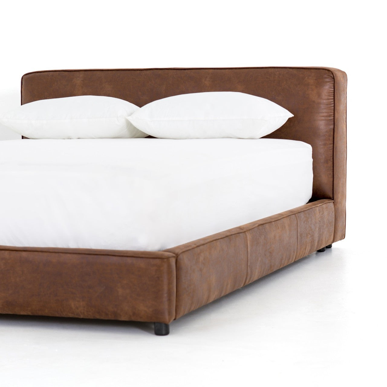 CKEN-J4K-089,Aidan Upholstered Bed-vintage Tobacco Leather