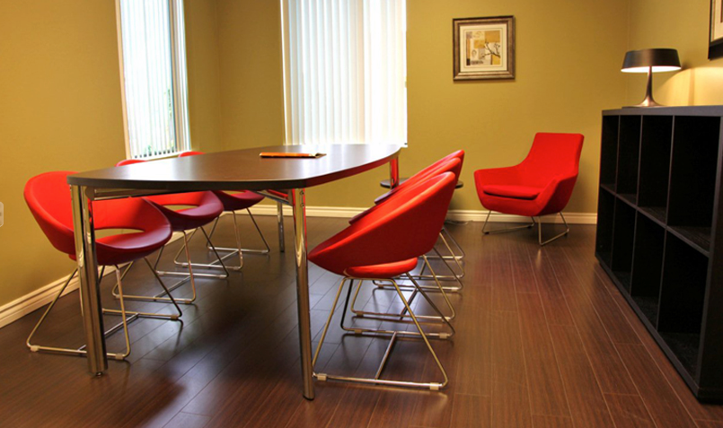 Crescent Wire Dining Chair