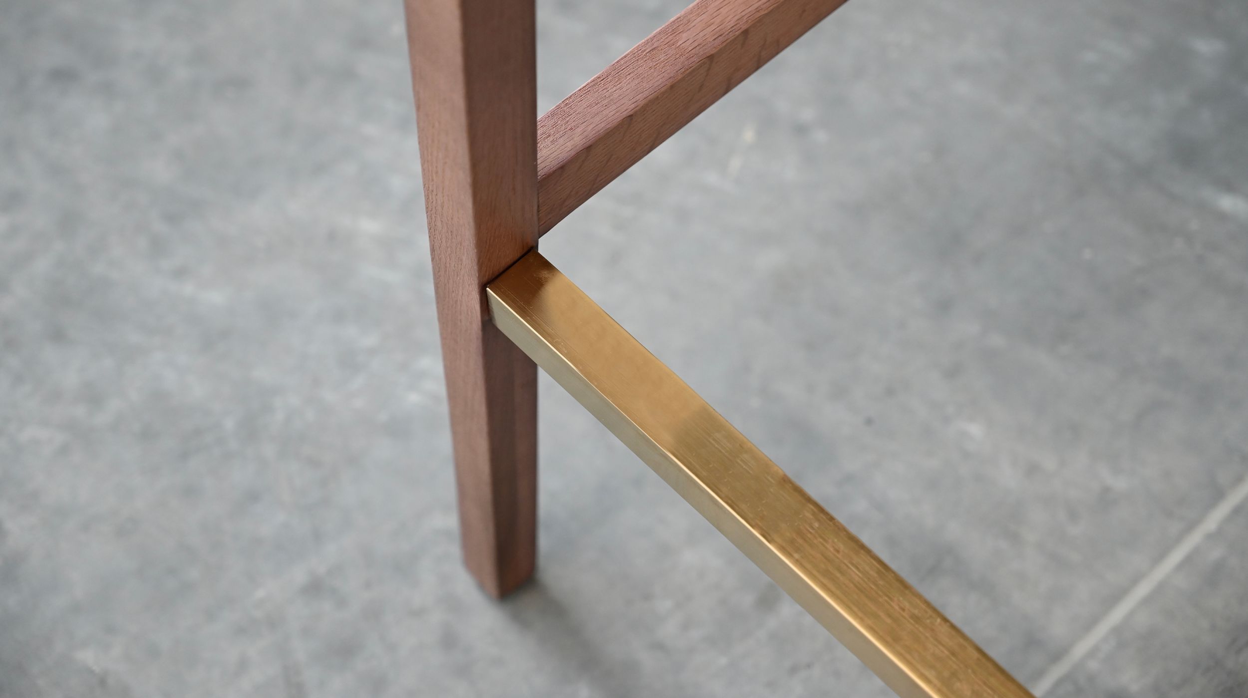 Aren Bar Stool
