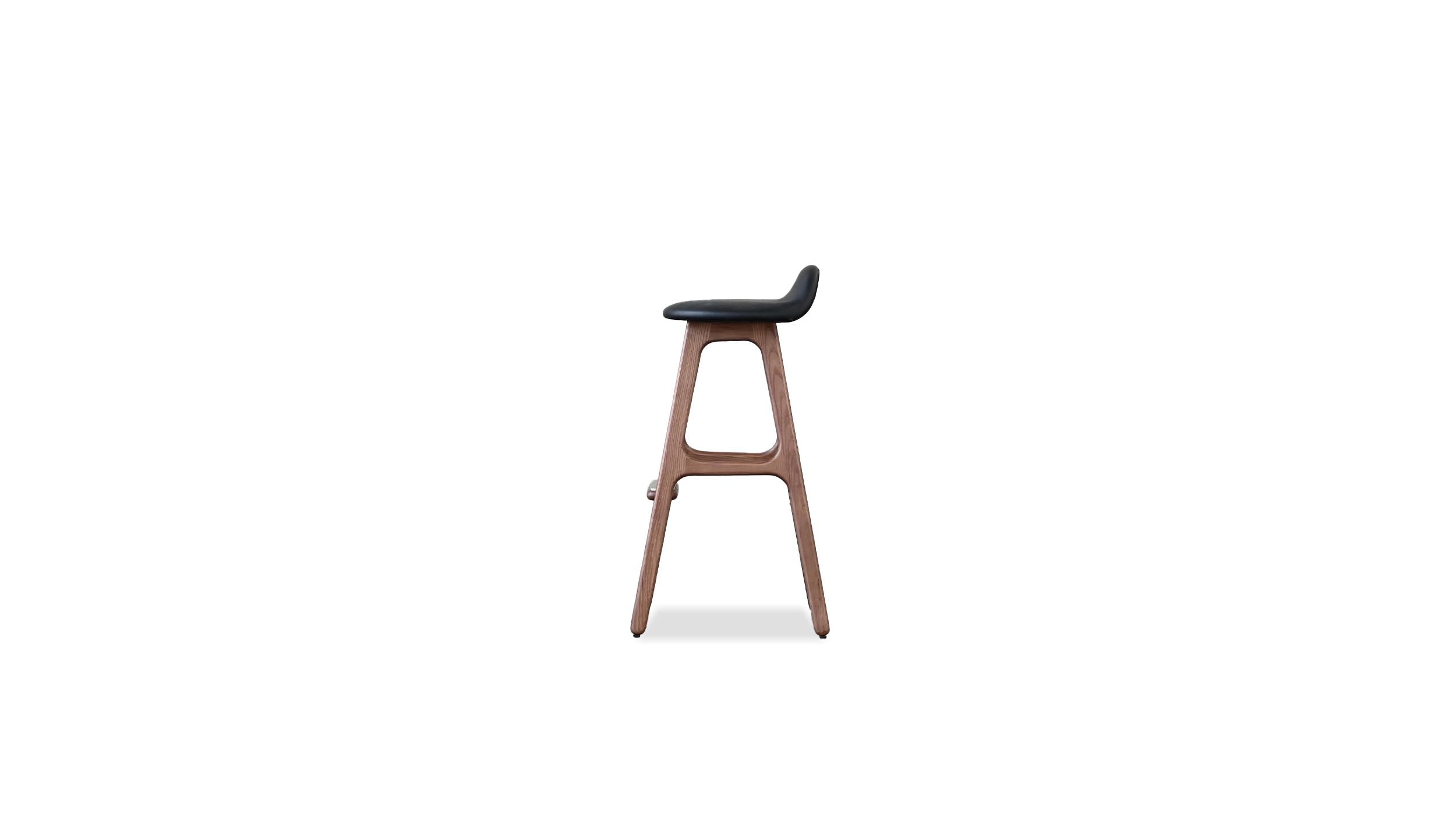 Bo Bar Stool