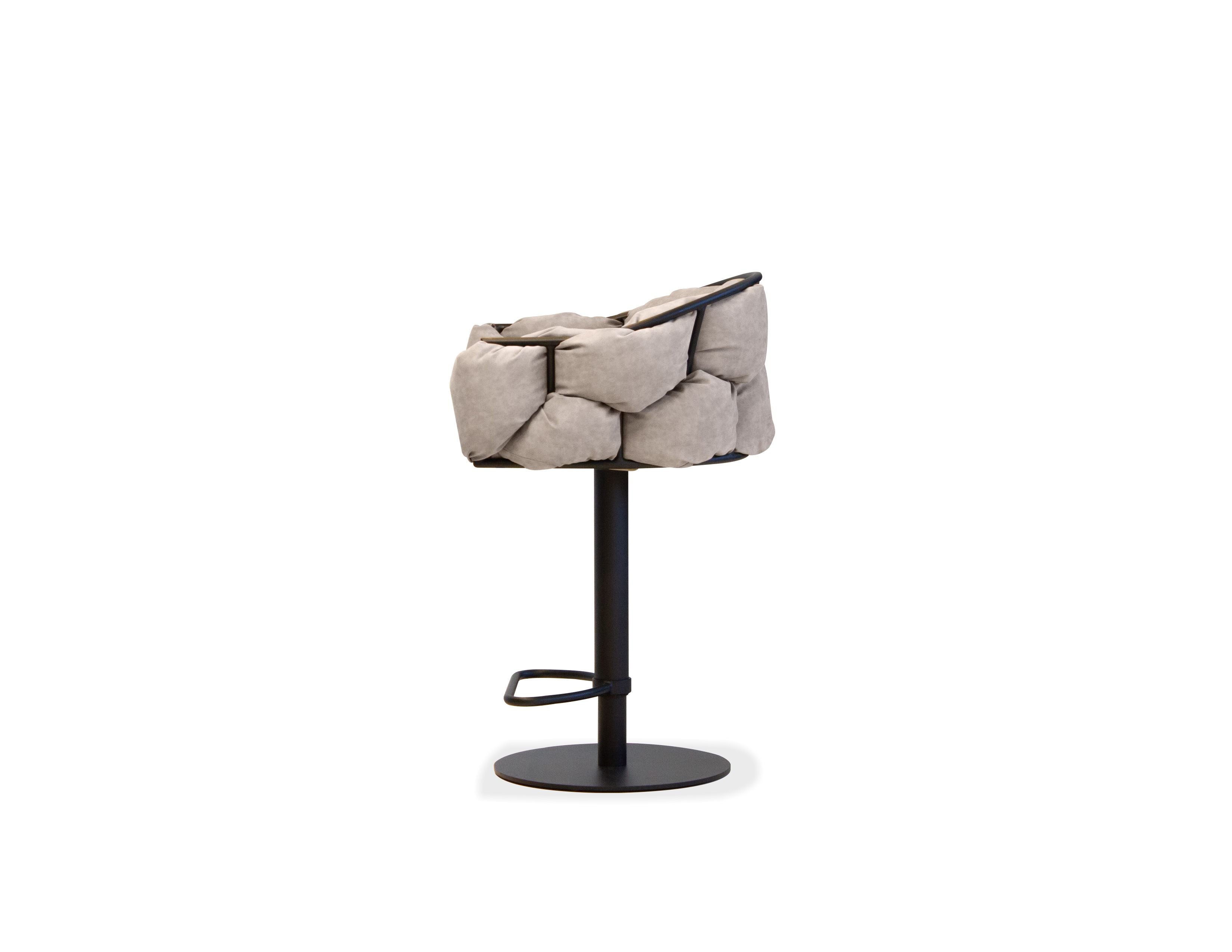 Puffer Hydraulic Bar Stool