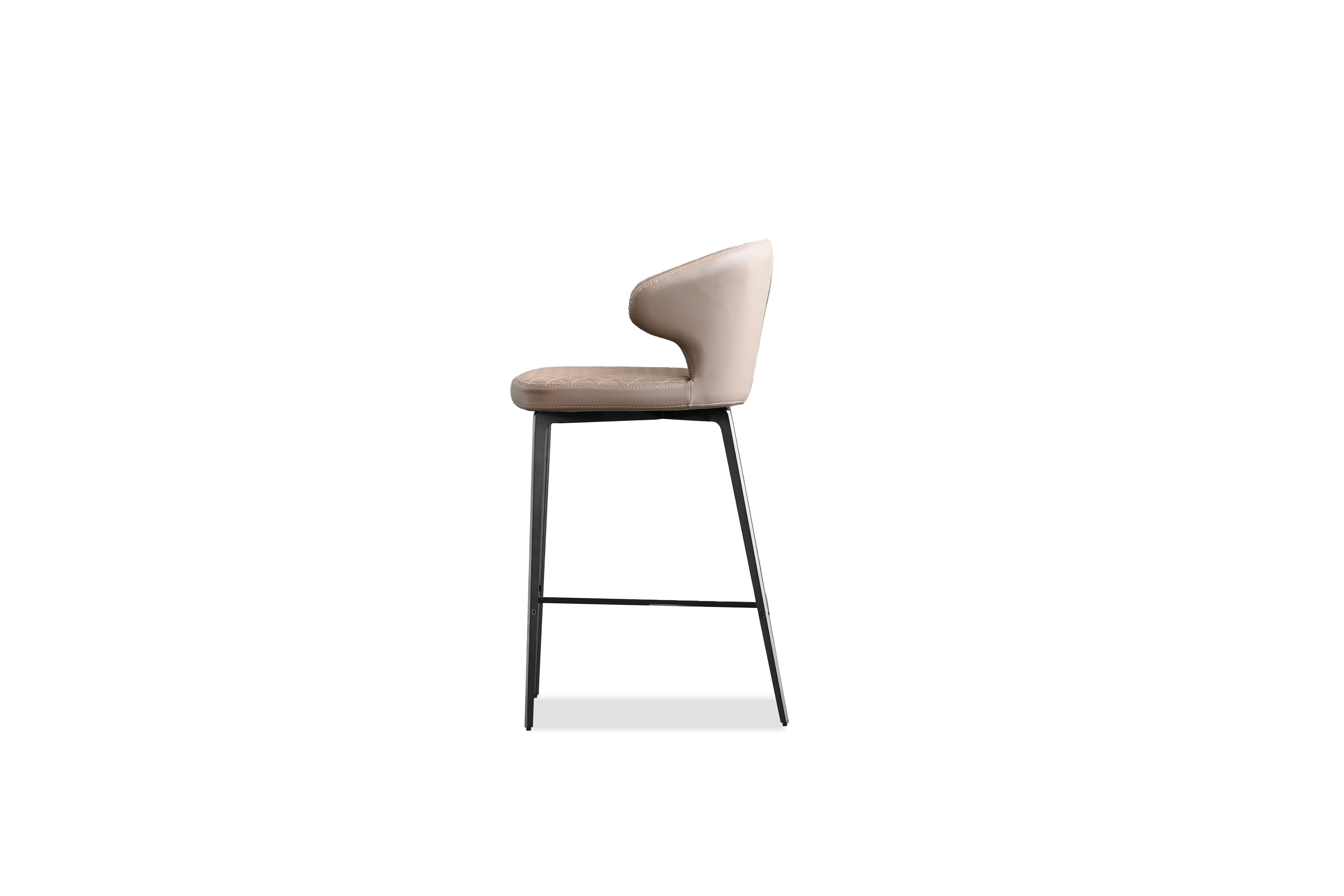 Hug Counter Stool