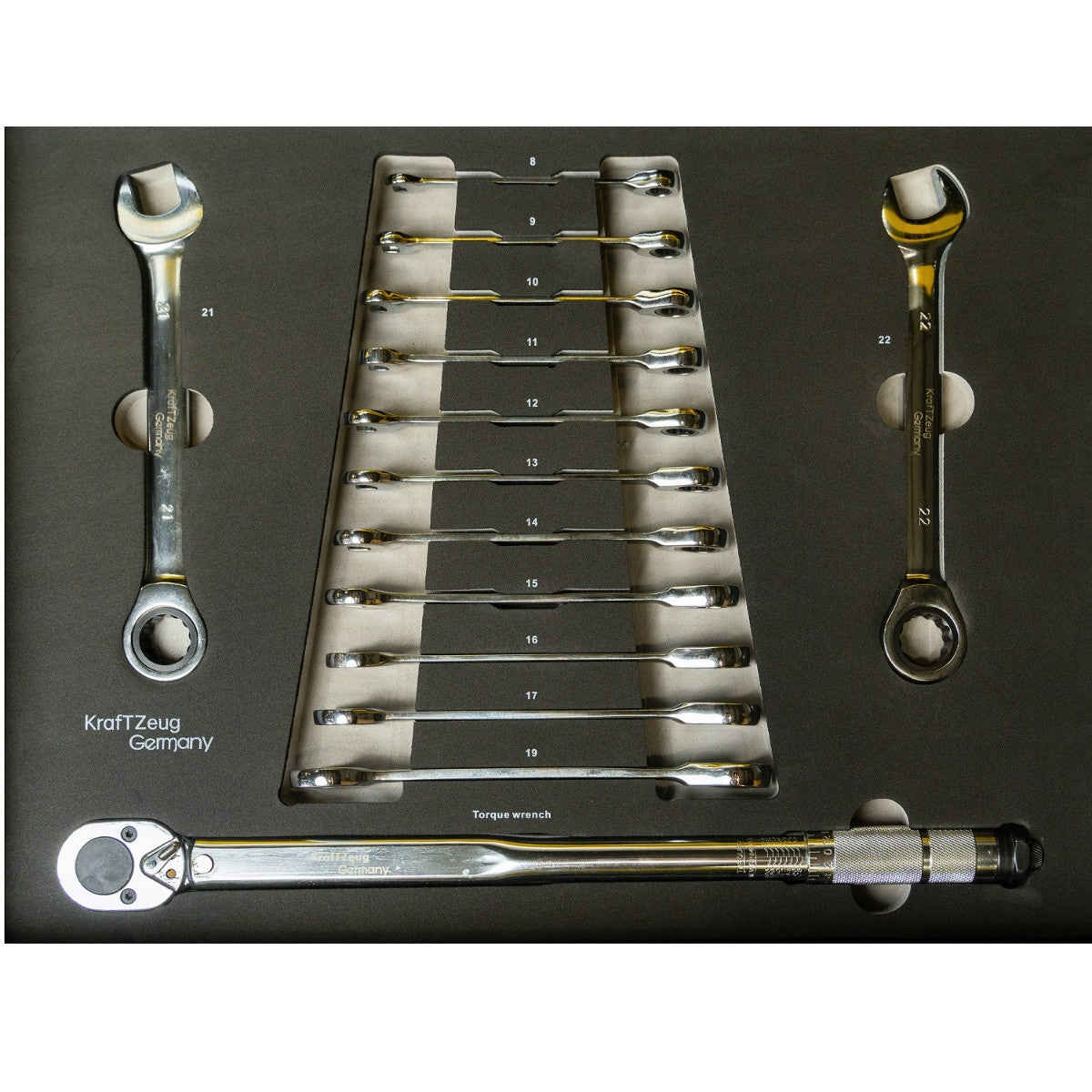 251 Piece Tool Cabinet Complete With Tools, 8 Drawers Tool Chest