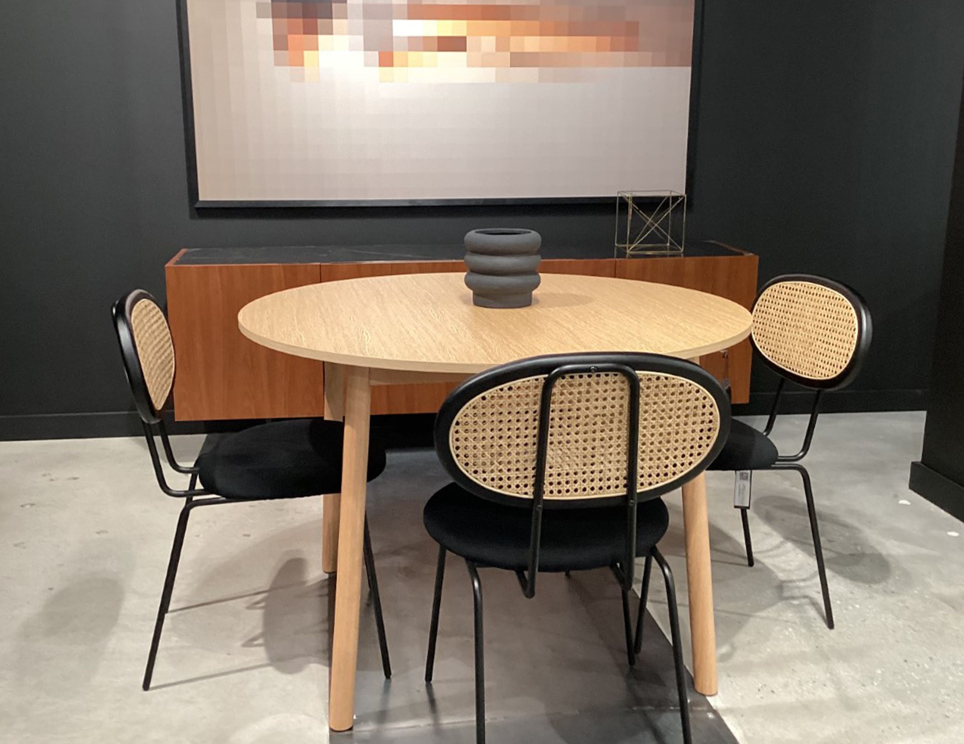 Earth Dining Table Round
