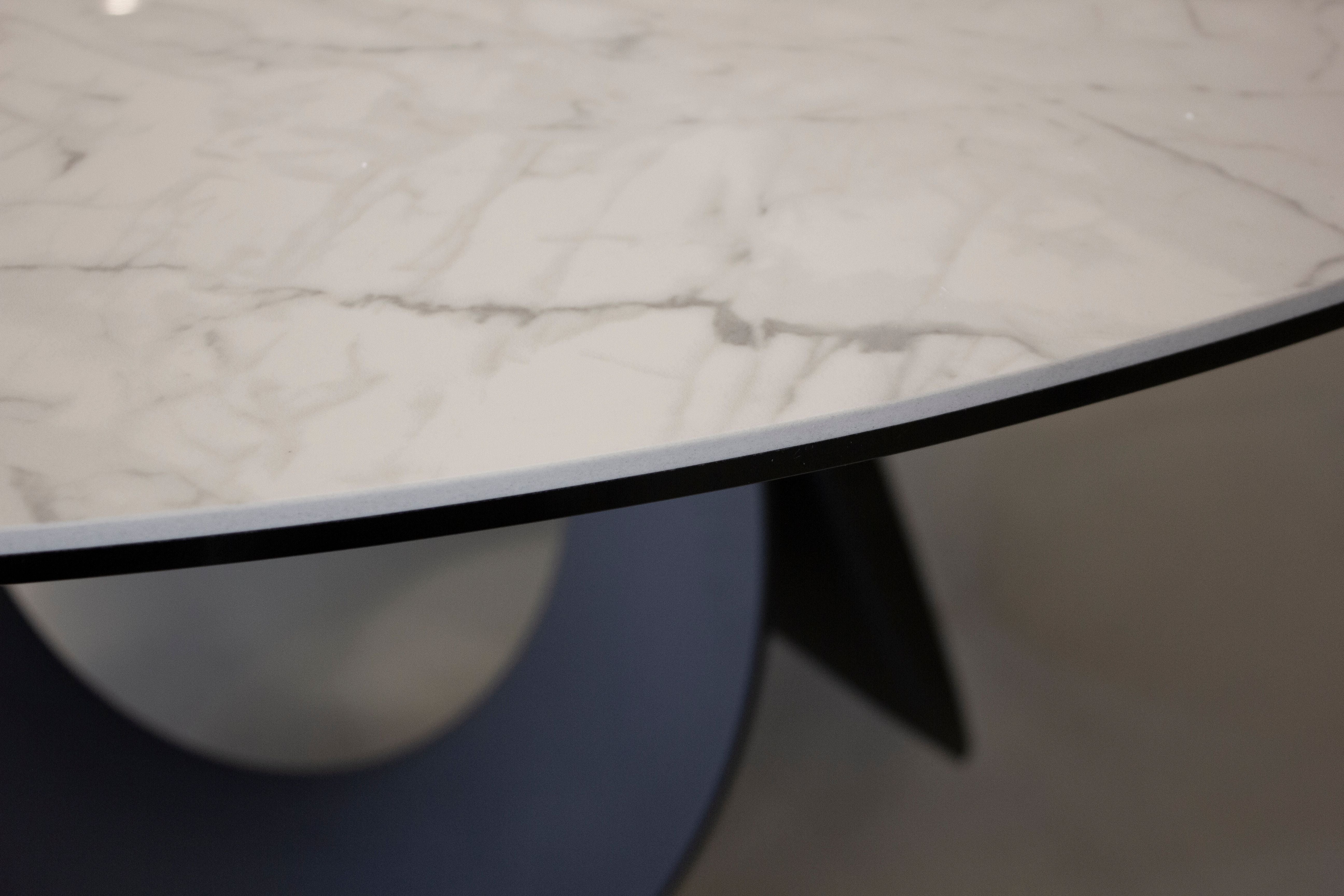 Optic Dining Table Round