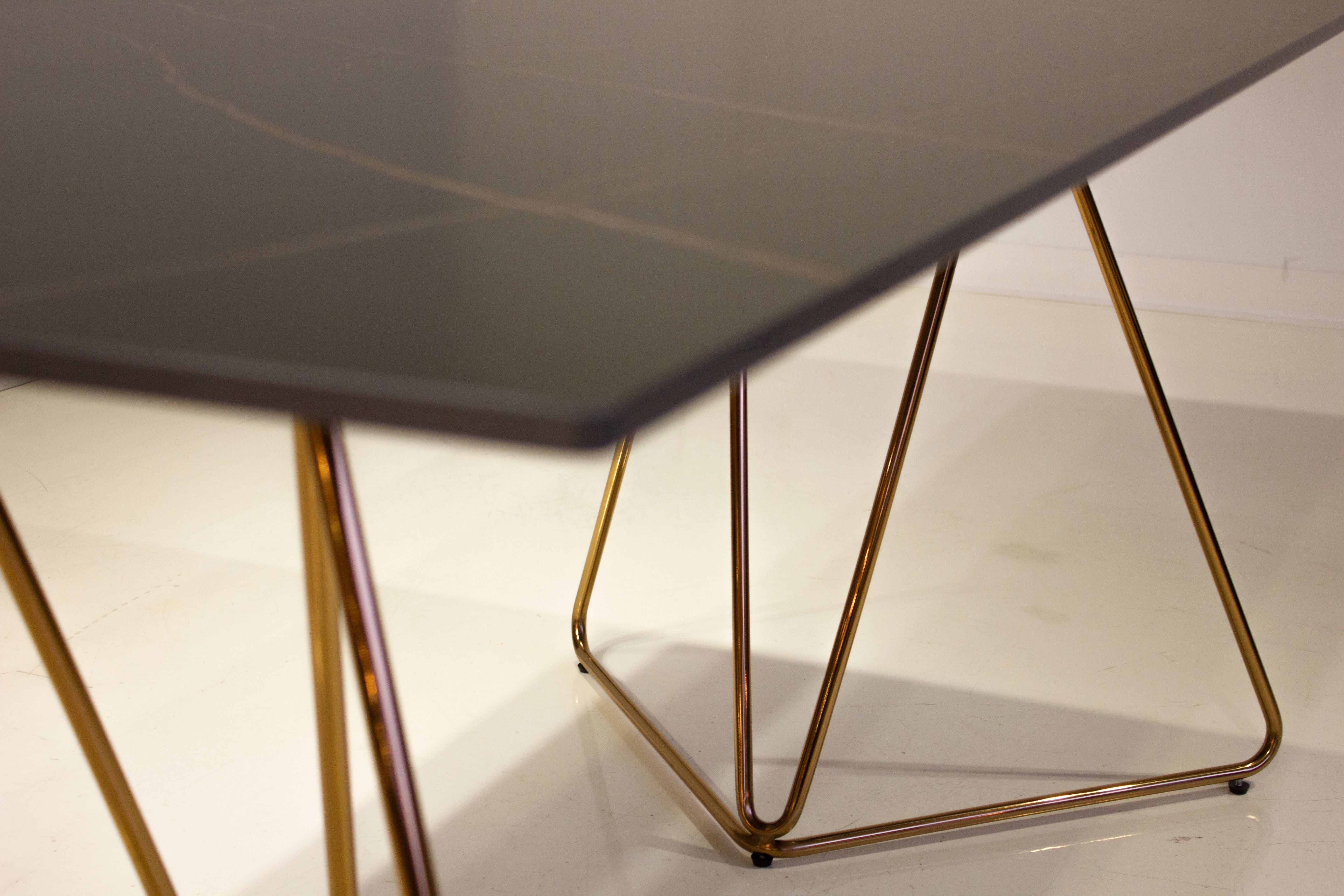 Papillon Dining Table