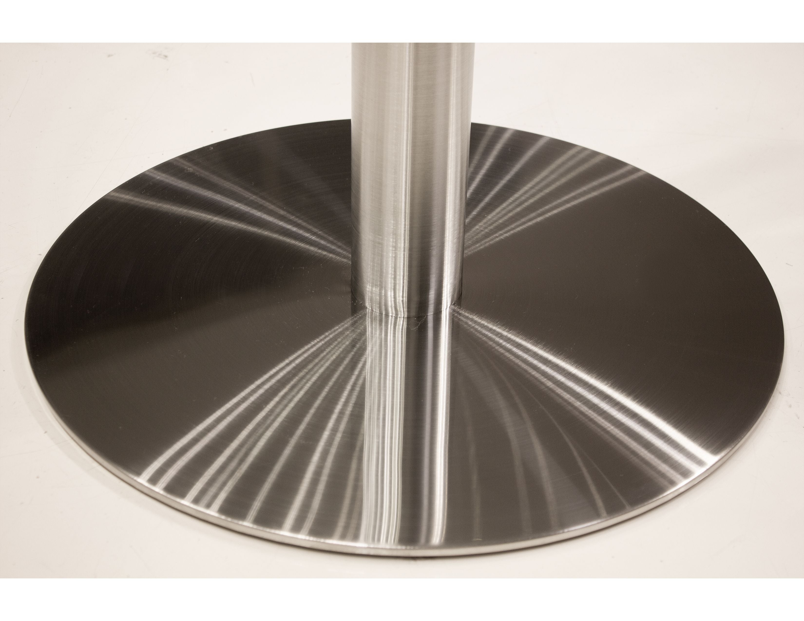 Radius Dining Table