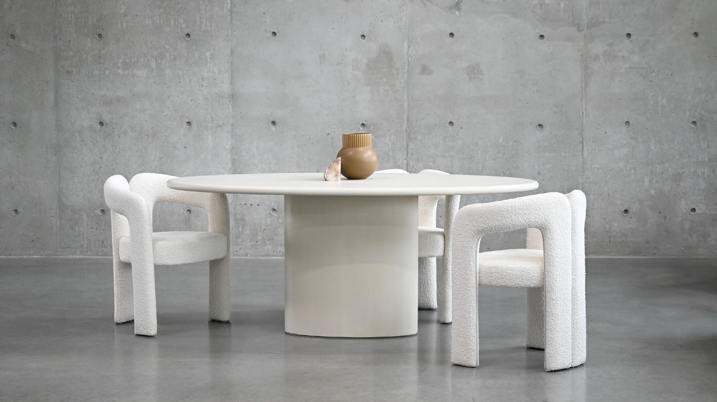 Tugg 71" Dining Table Oval