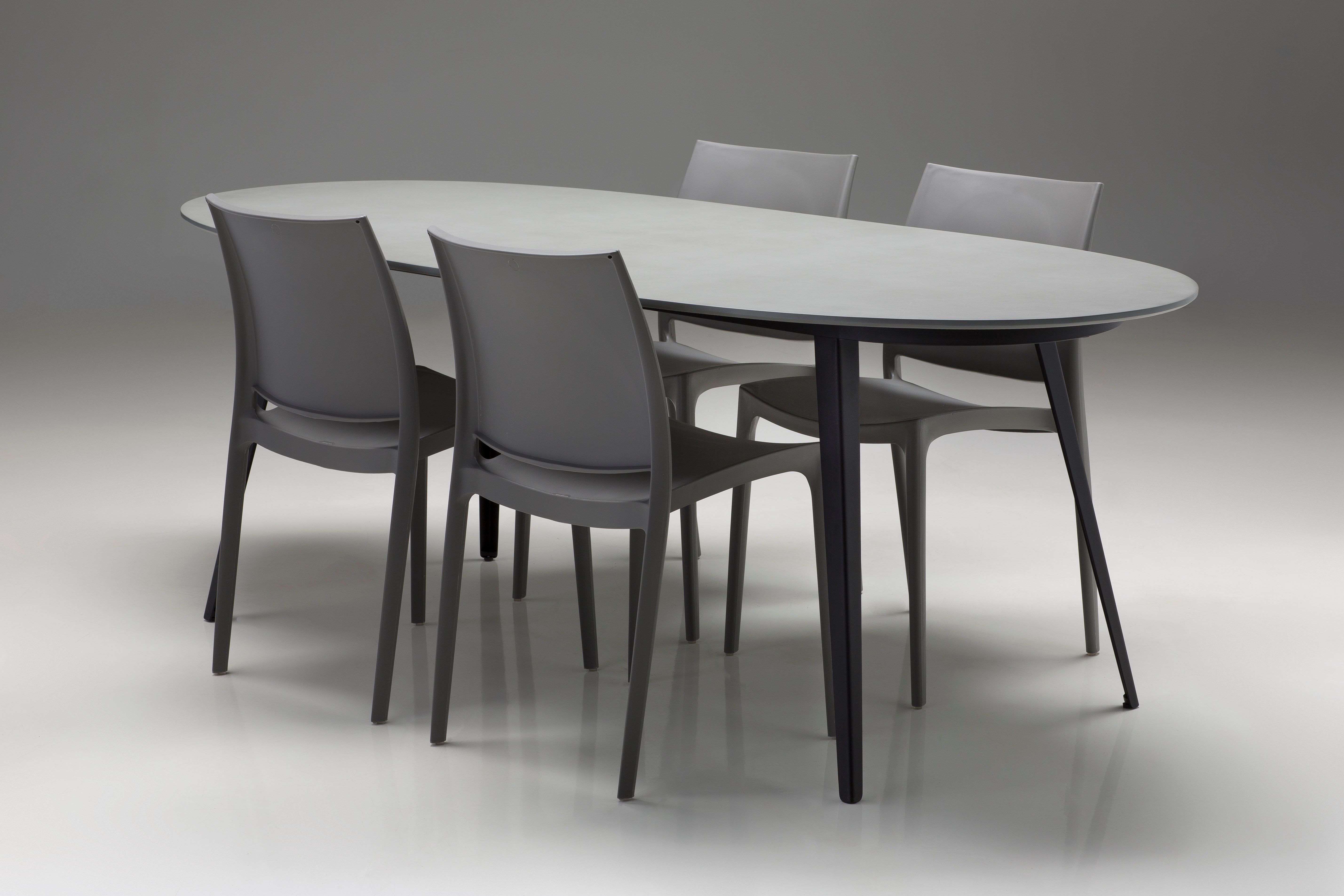 Tulum Dining Table Oval