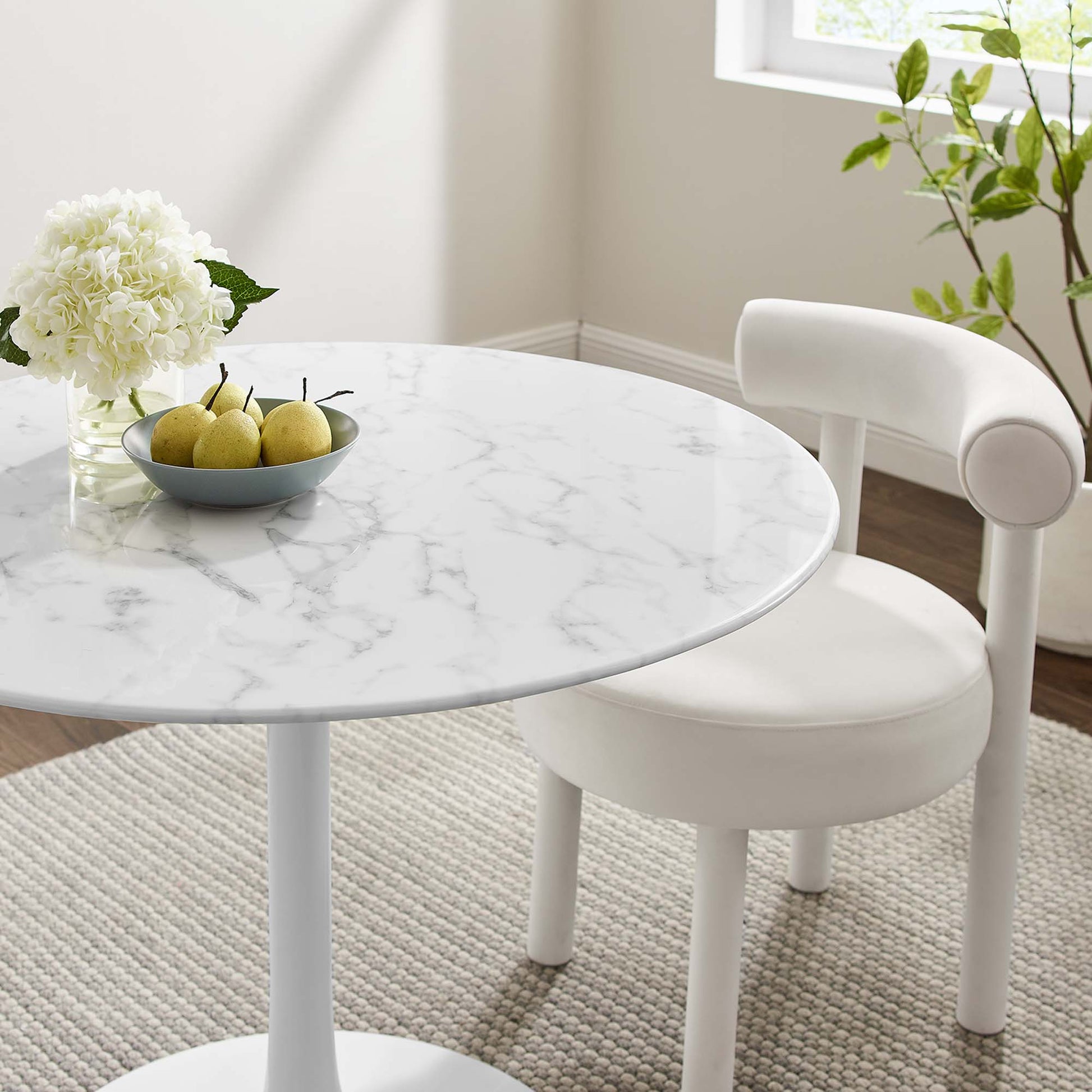 Lippa 40" Round Faux Marble Dining Table