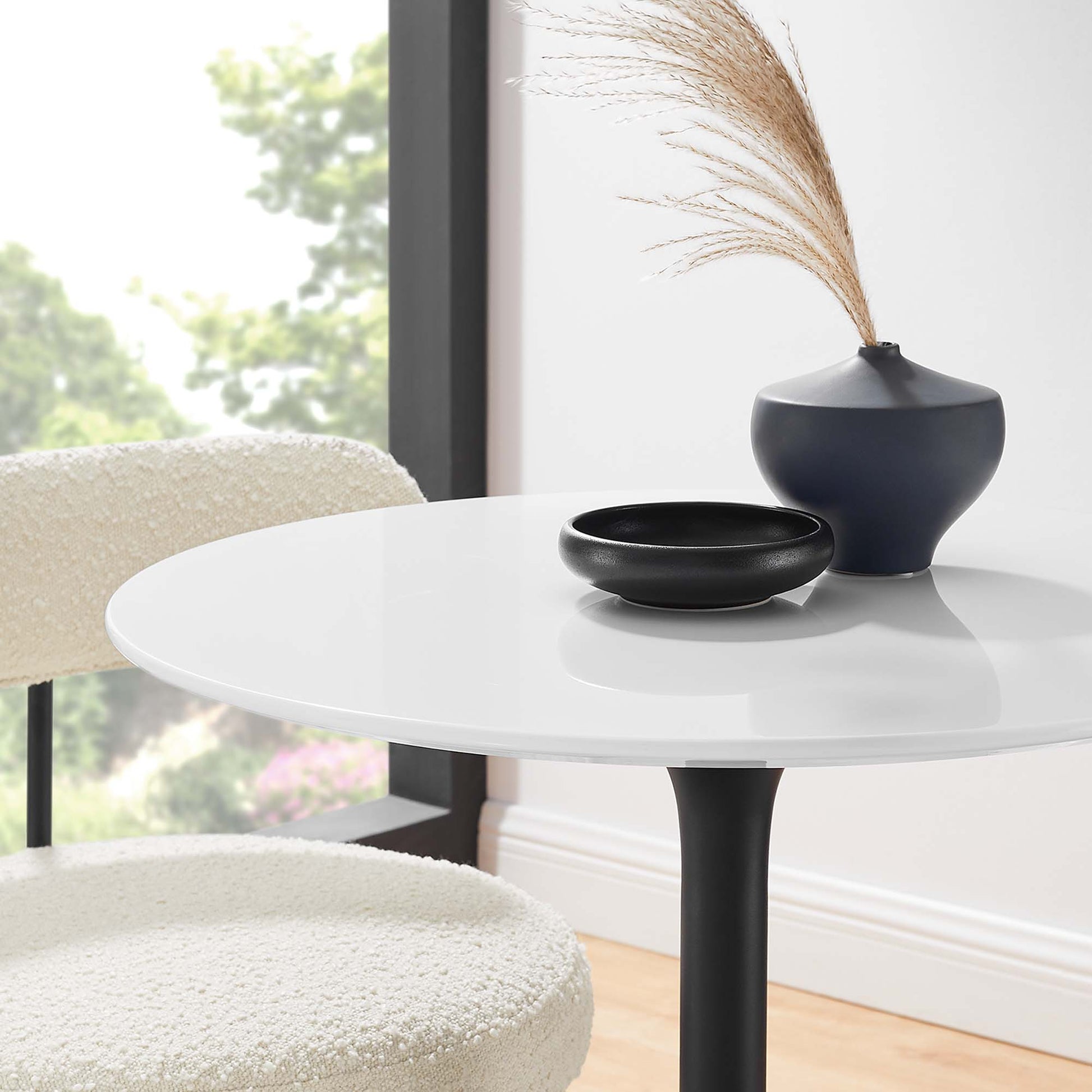 Lippa 28" Round Wood Dining Table