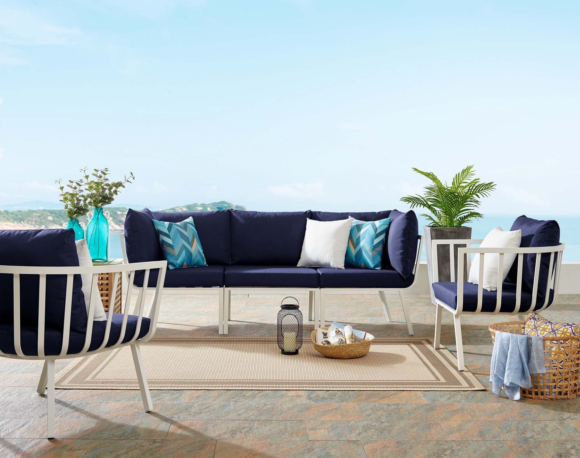 Riverside 4 Piece Outdoor Patio Aluminum Set