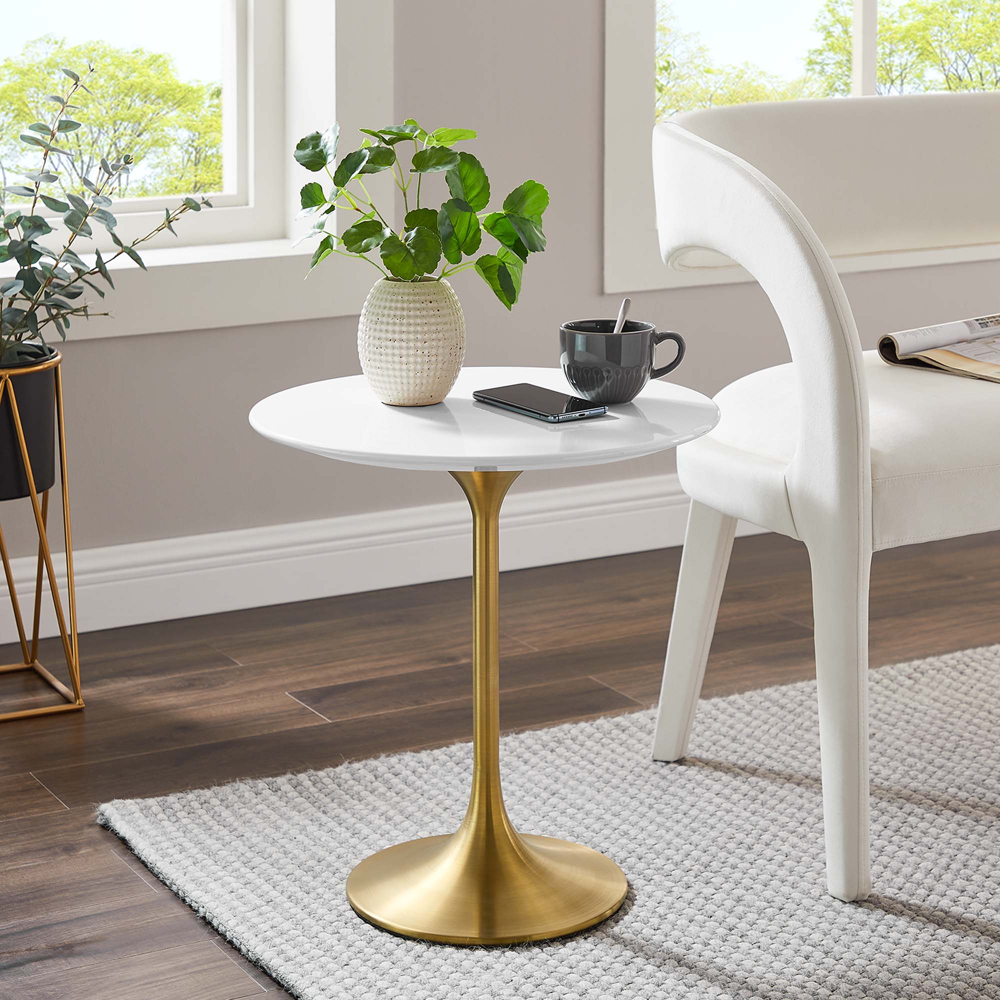 Lippa 20" Round Wood Side Table
