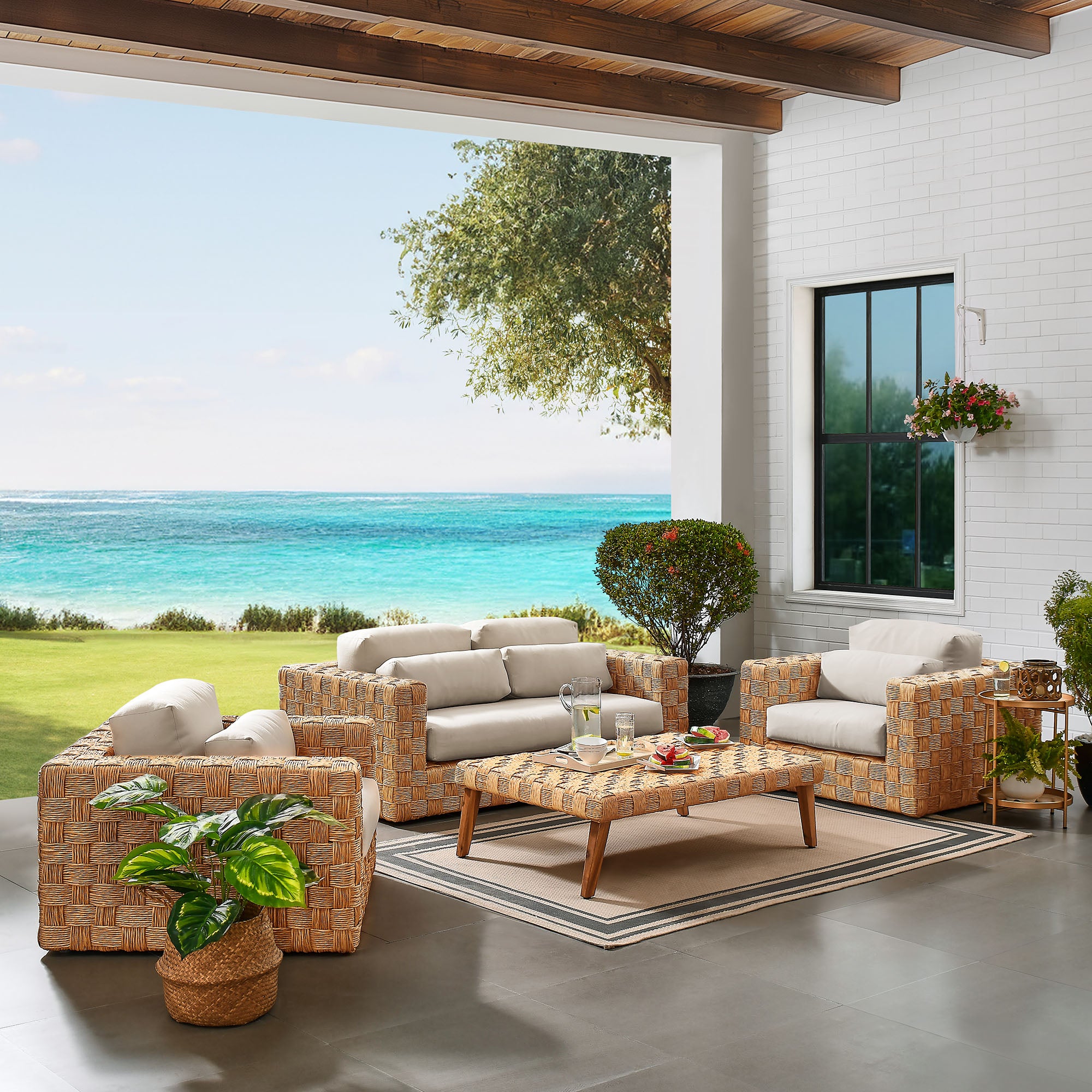 Thames  4-Piece Outdoor Patio Wicker Rattan Furniture Set