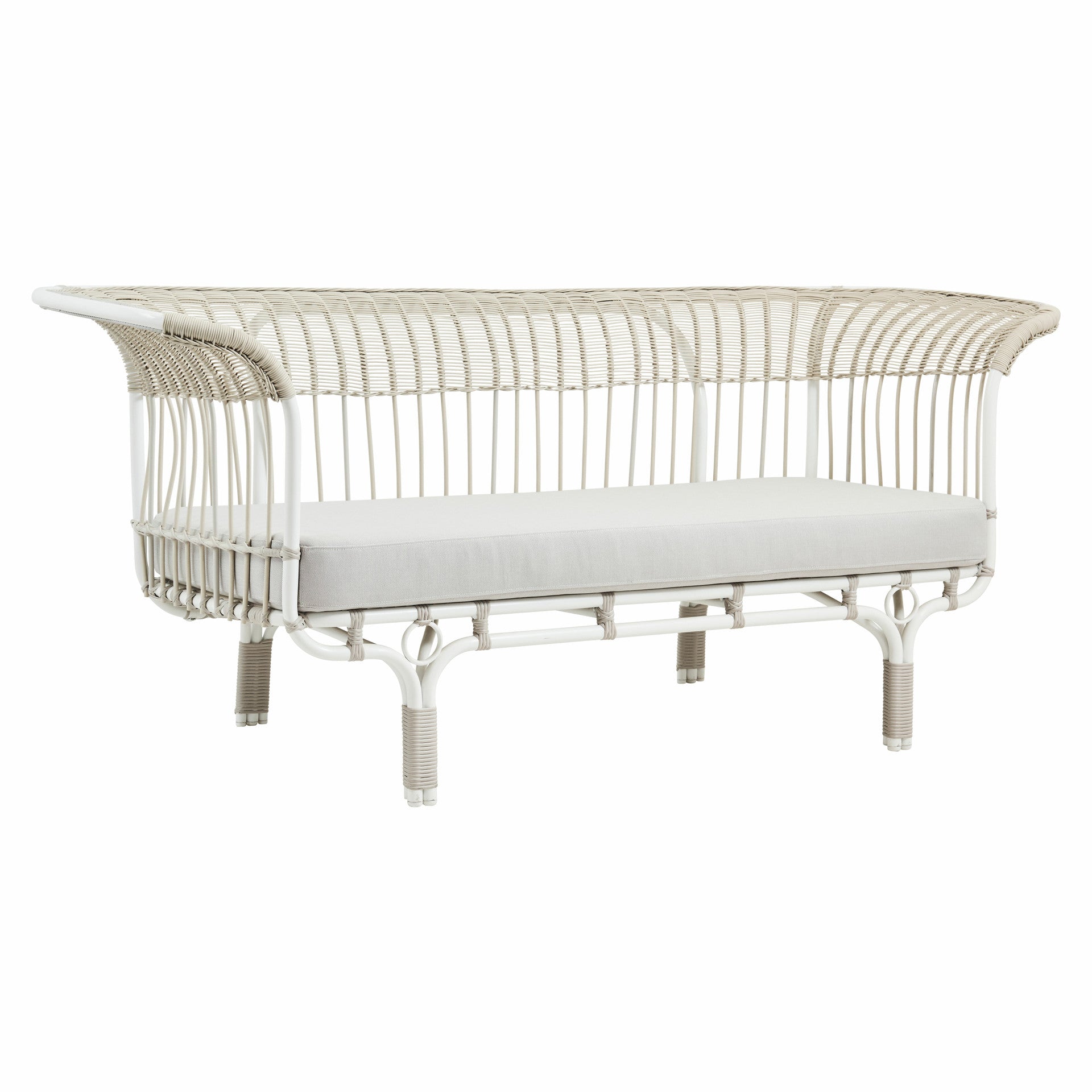 Franco Albini Belladonna Sofa Exterior by Sika Design - view 13