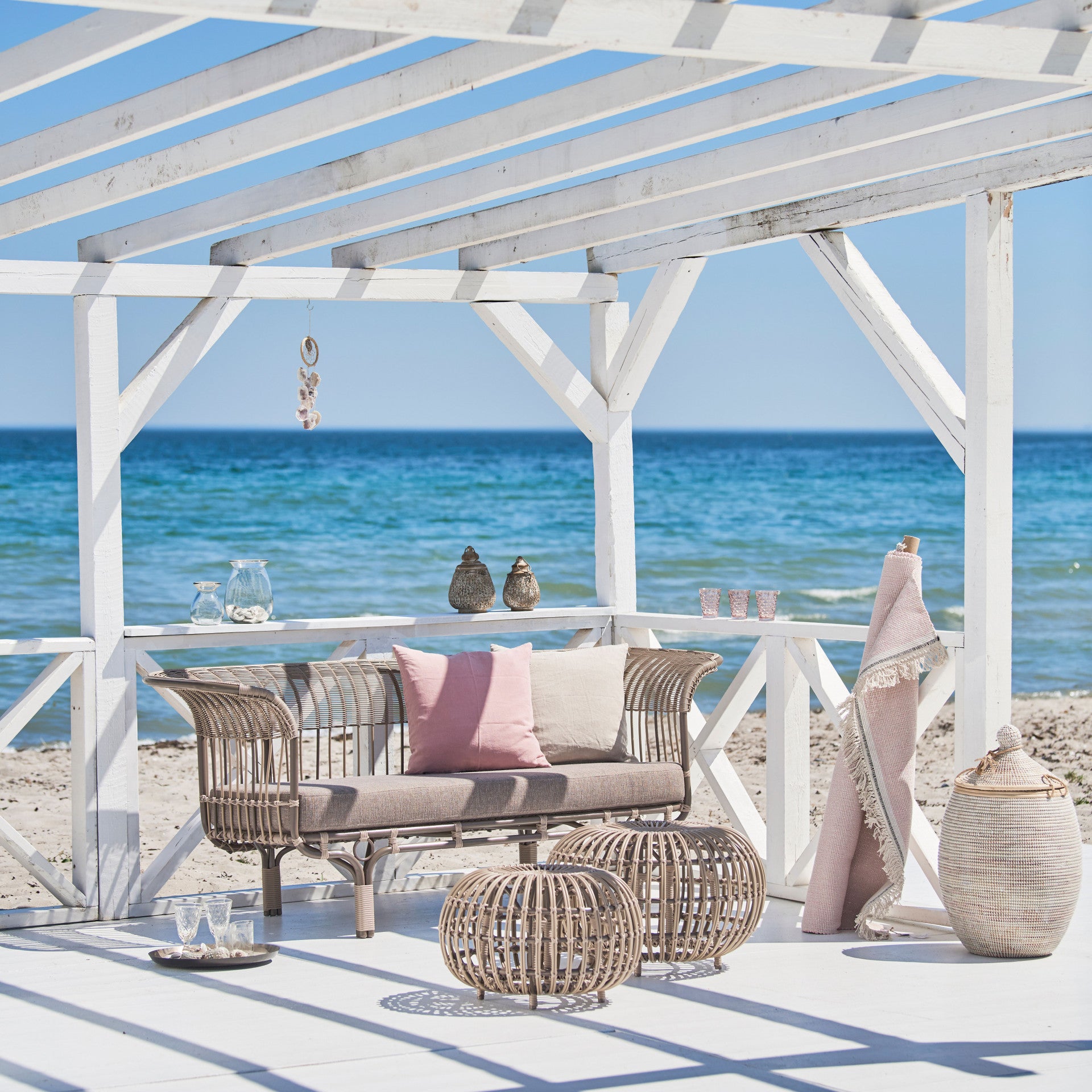 Franco Albini Belladonna Sofa Exterior by Sika Design - view 22
