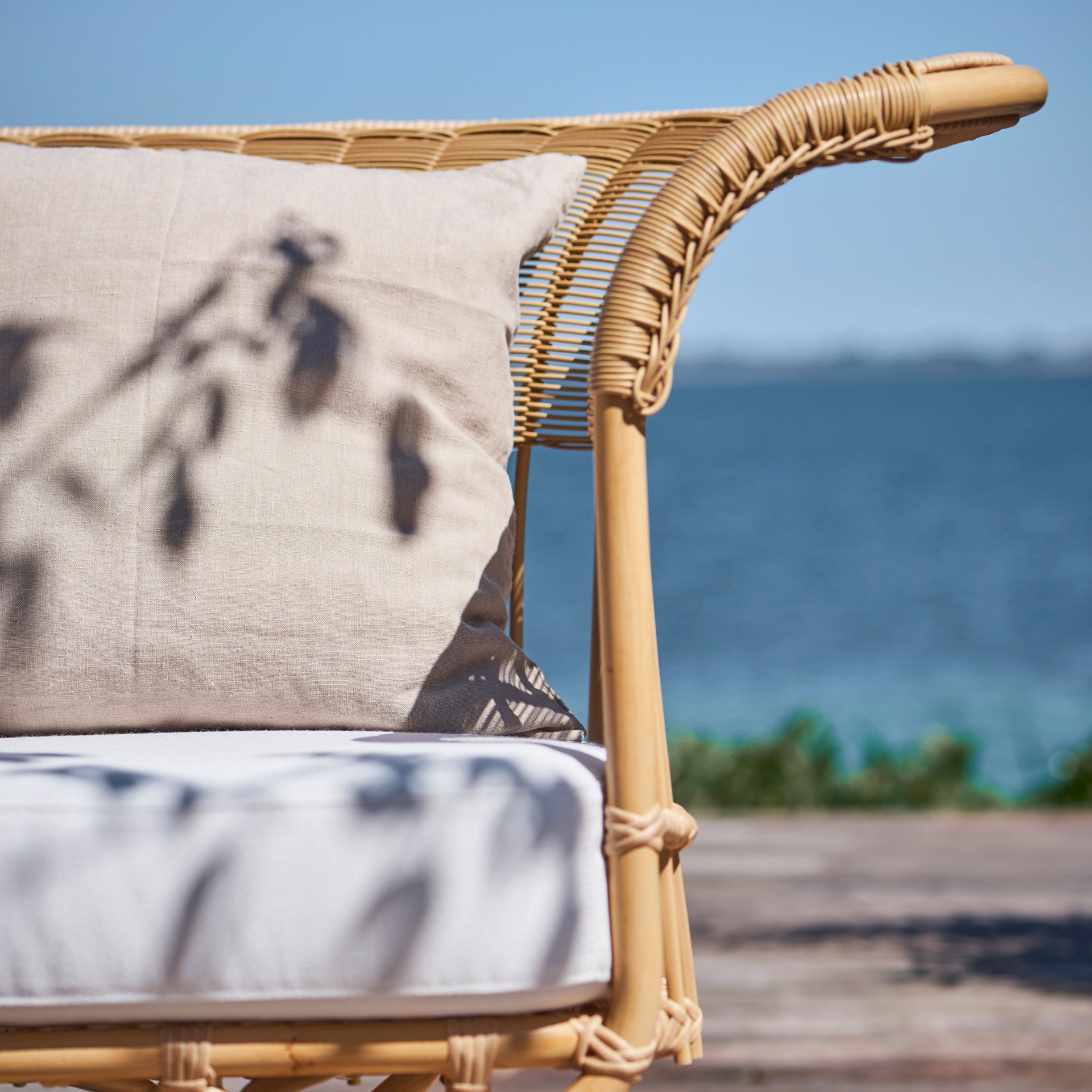 Franco Albini Belladonna Sofa Exterior by Sika Design - view 2