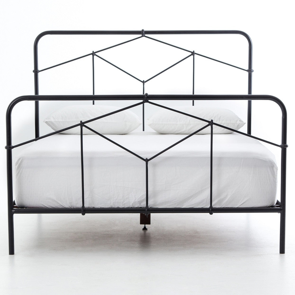 Piper Vintage Black Iron Queen Beds