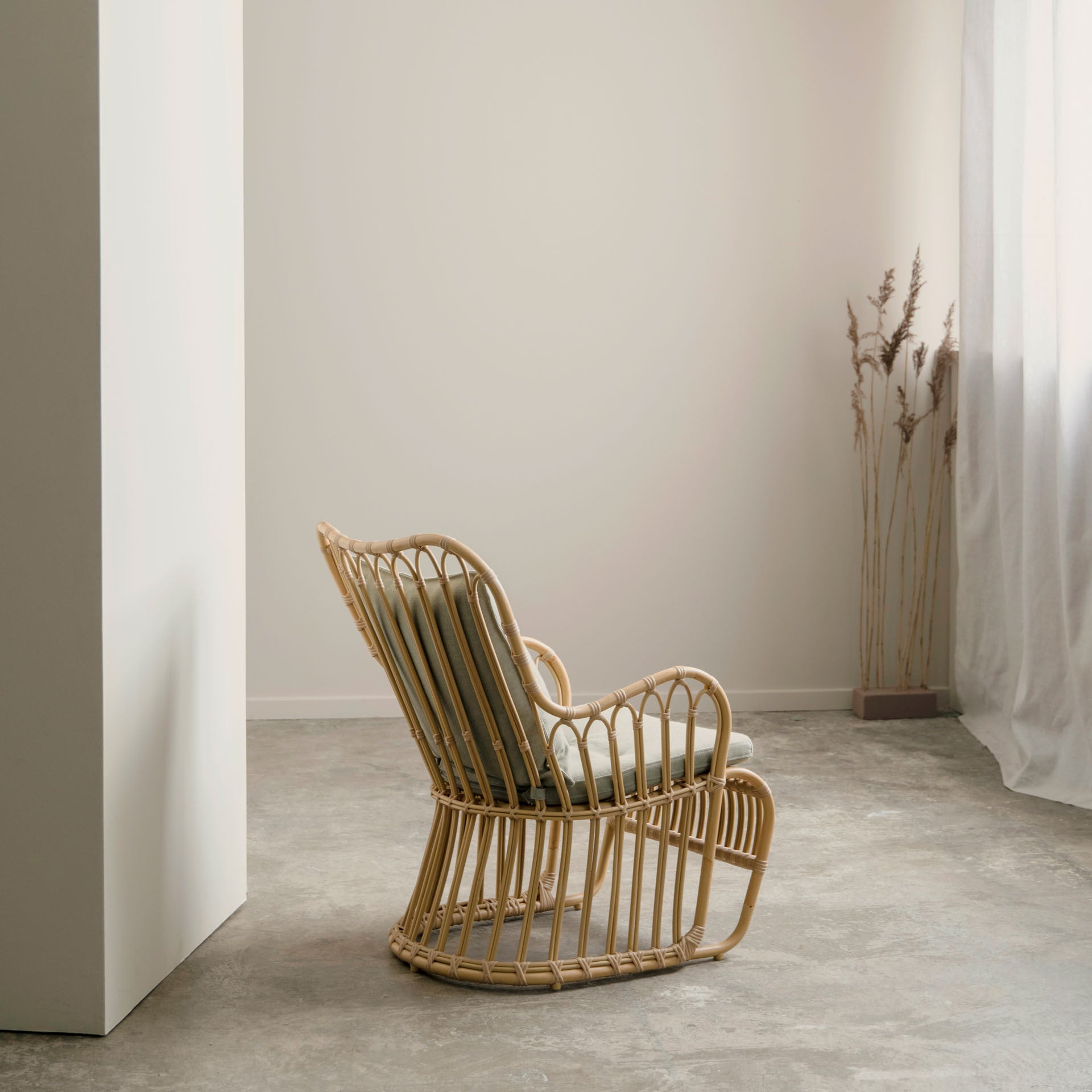 Kindt-Larsen Tulip Chair by Sika Design - view 4