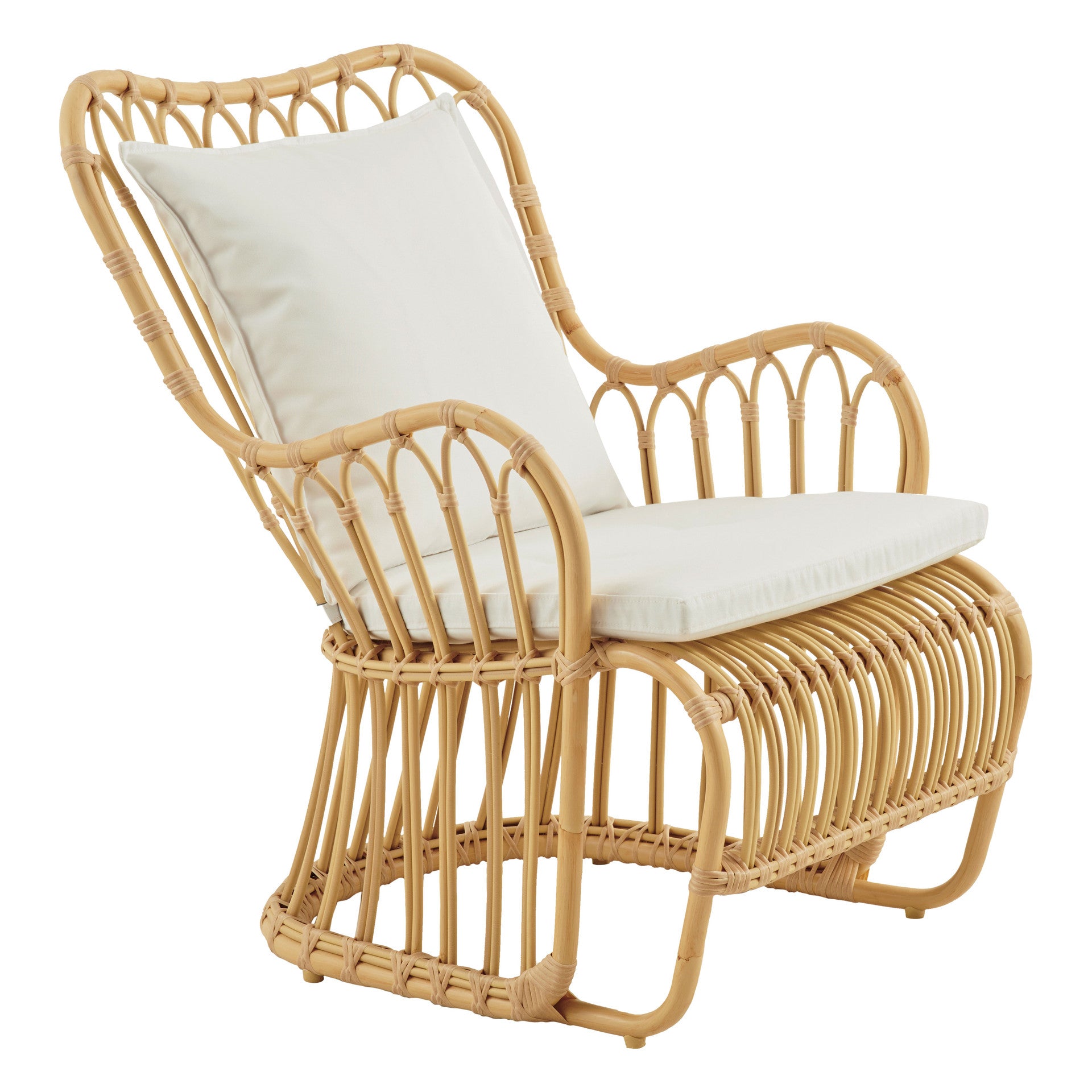 Kindt-Larsen Tulip Chair Exterior by Sika Design - view 5