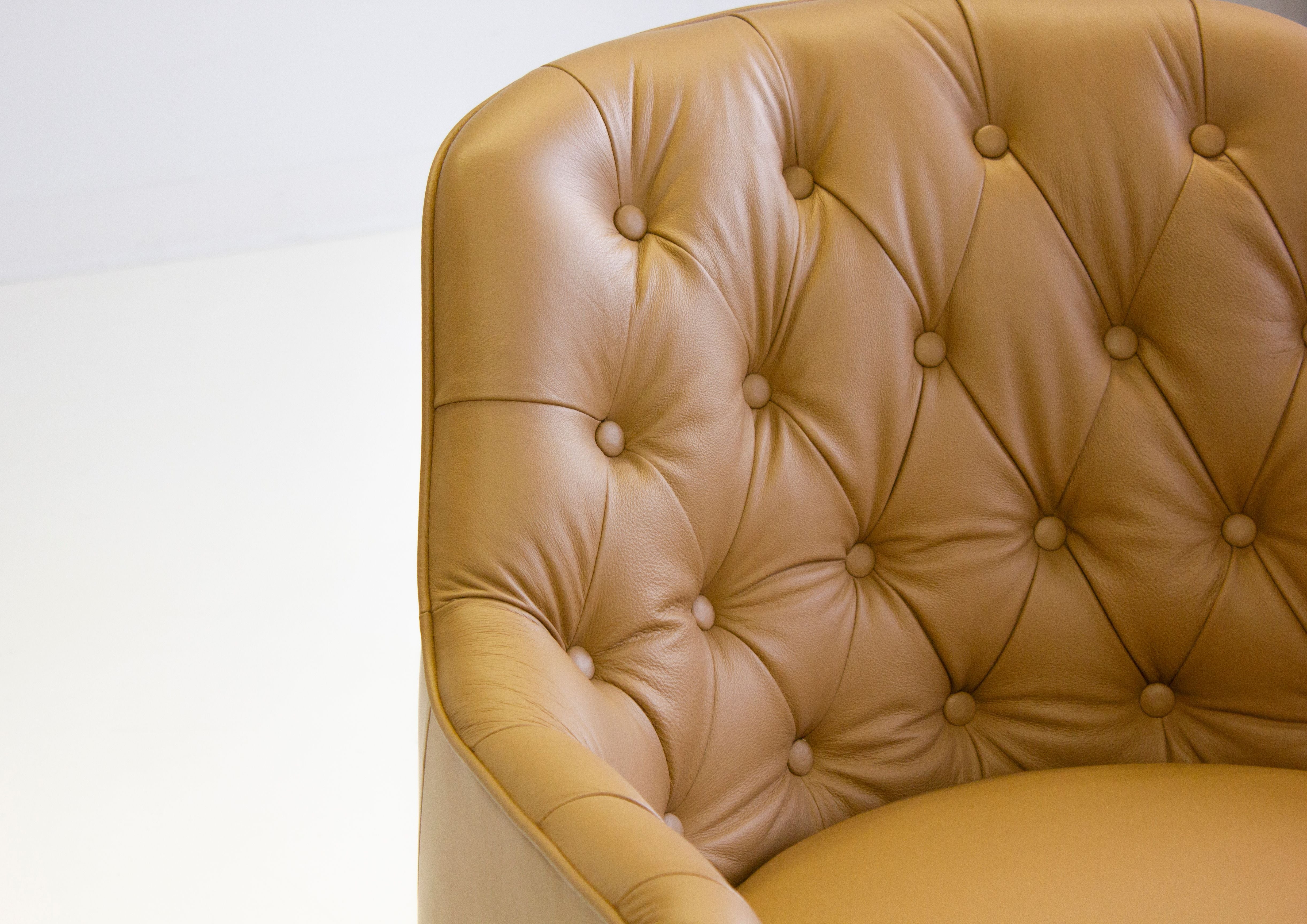 Ellington Lounge Chair