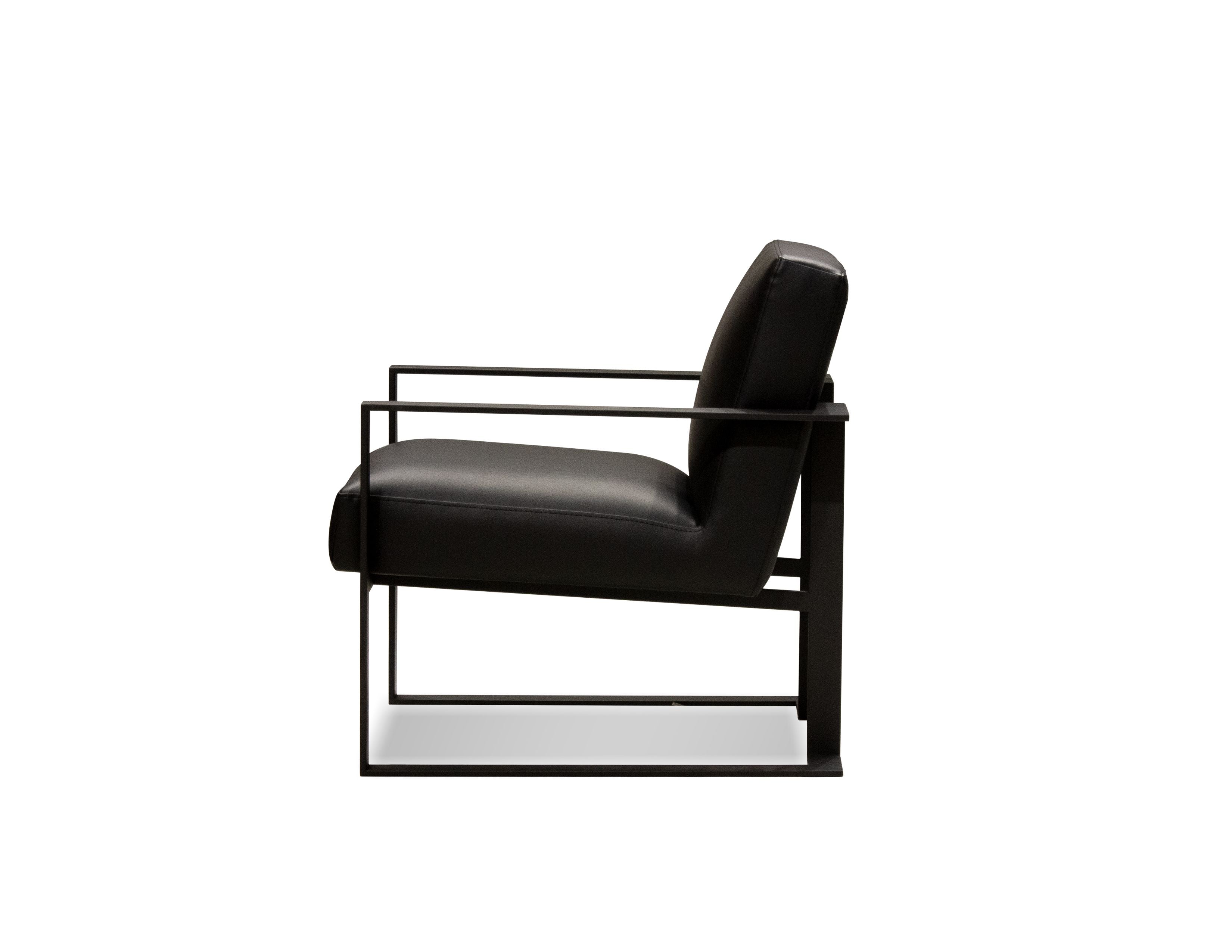 Motivo Lounge Chair