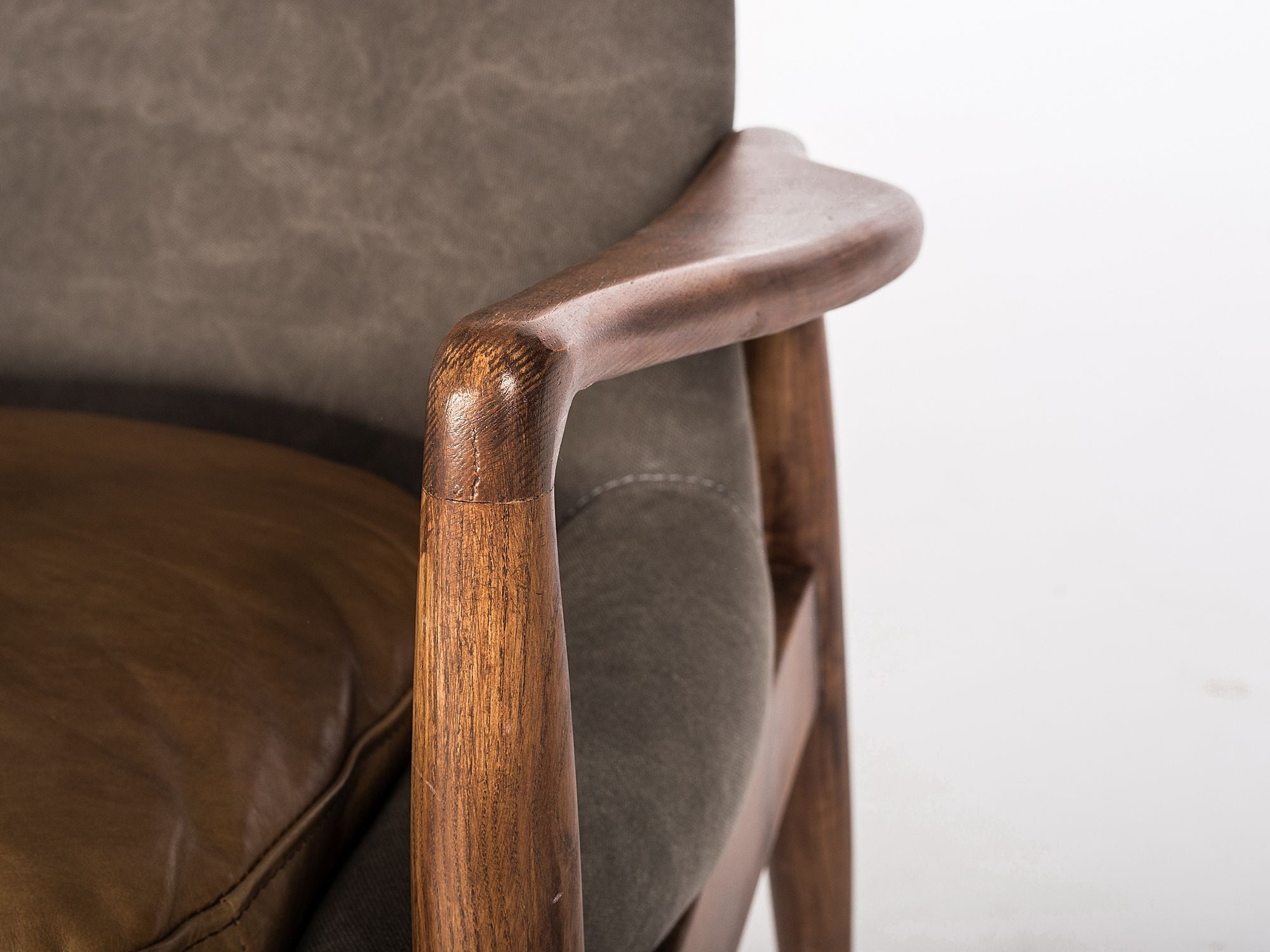 Reynolds Lounge Chair