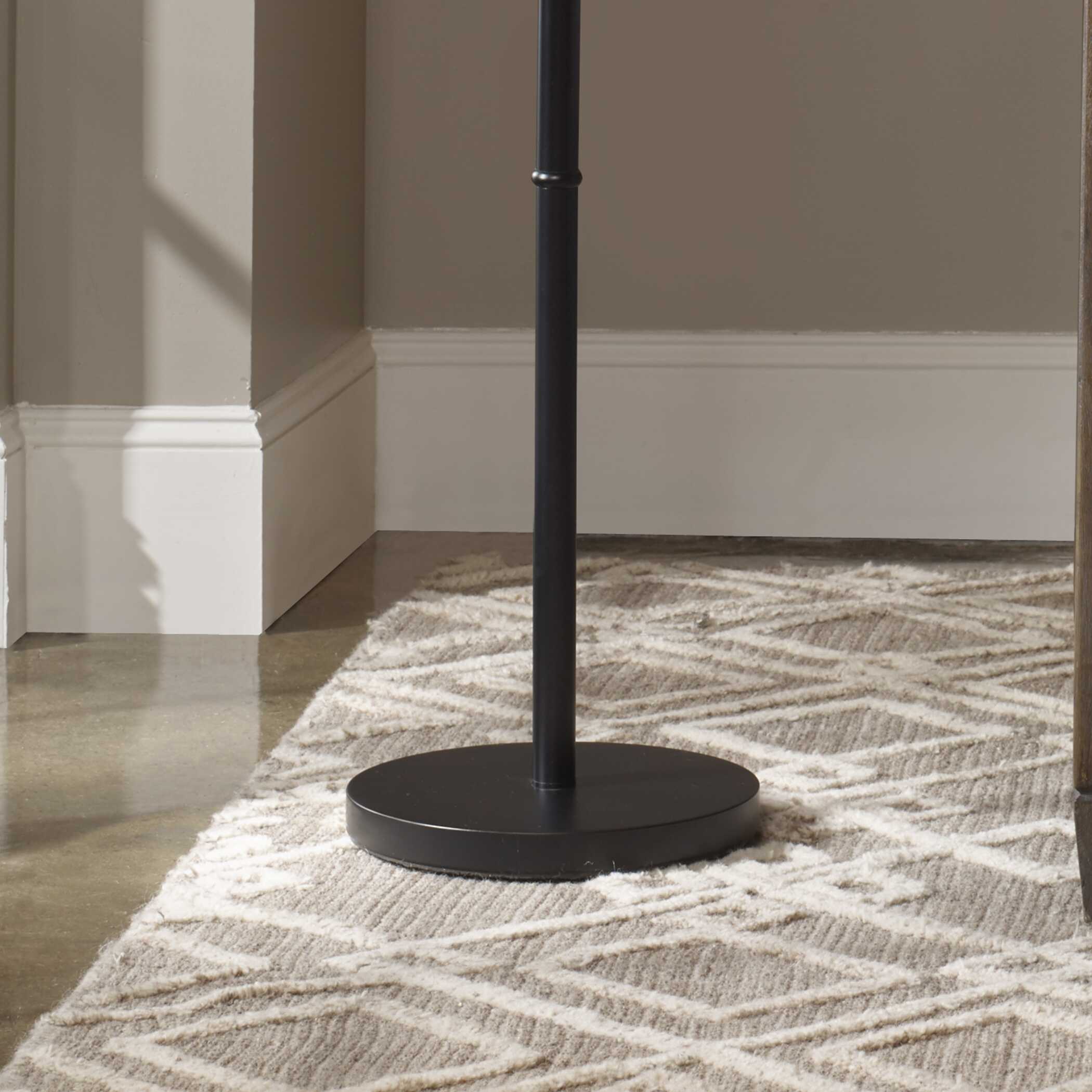 Amberleigh Matte Black Arc Floor Lamp