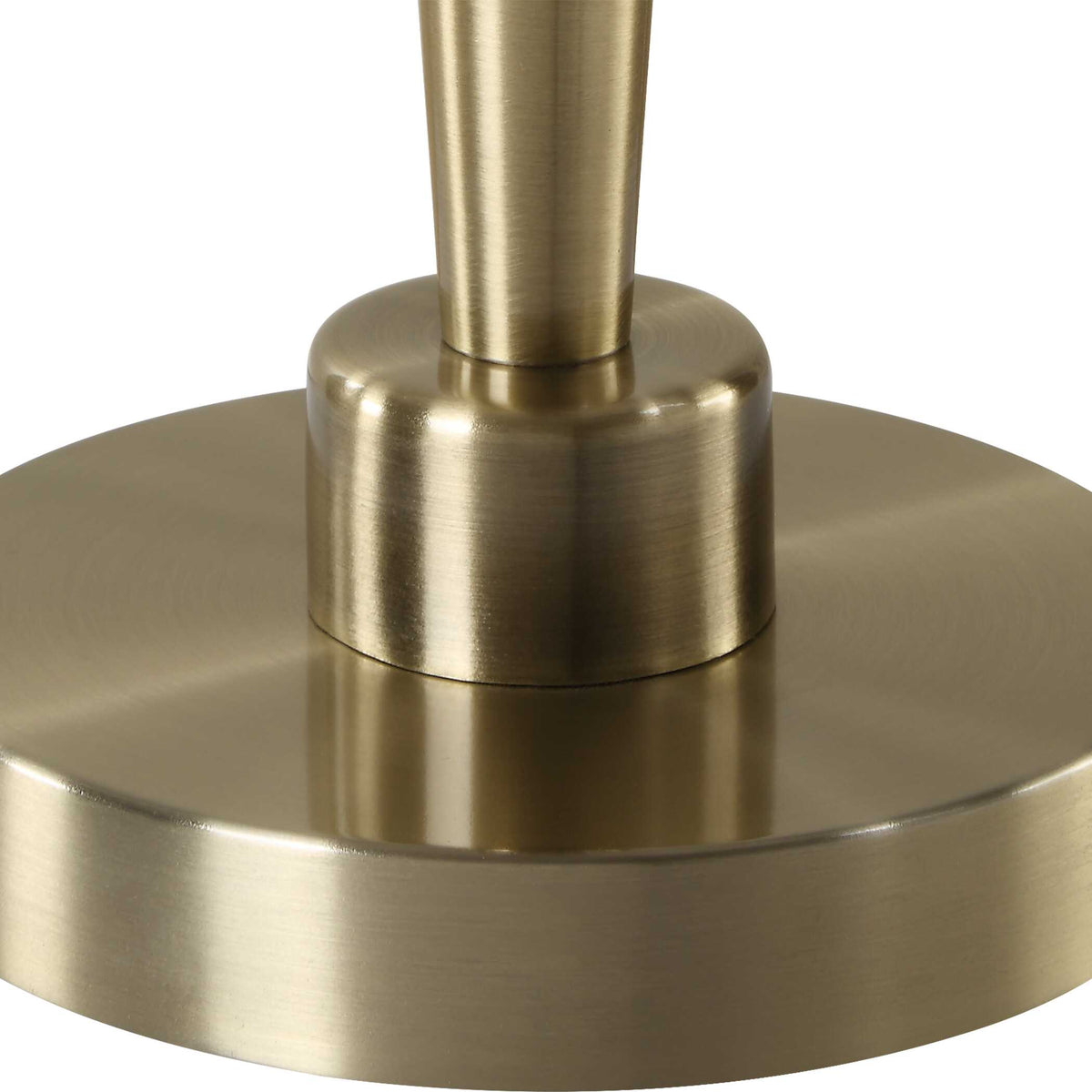 Glenmoor Round Antique Brass Table Lamp