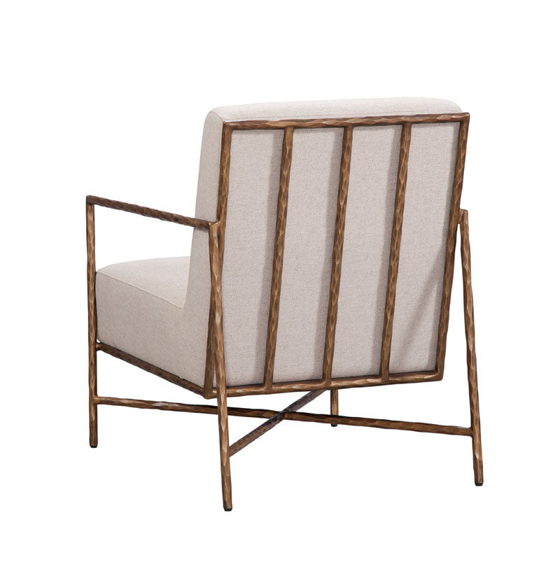 Leo Chair in Hardy Sand