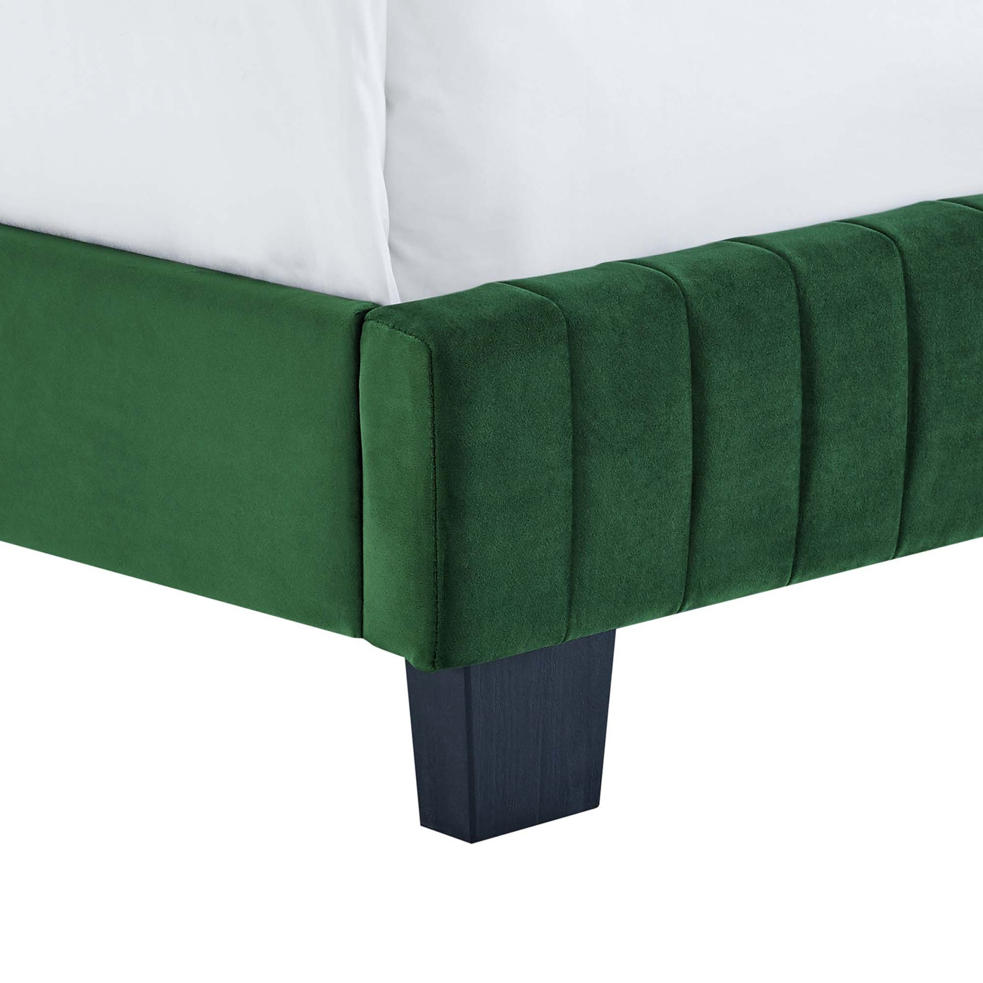 Celine Channel Tufted Performance Velvet Full Bed - Navy