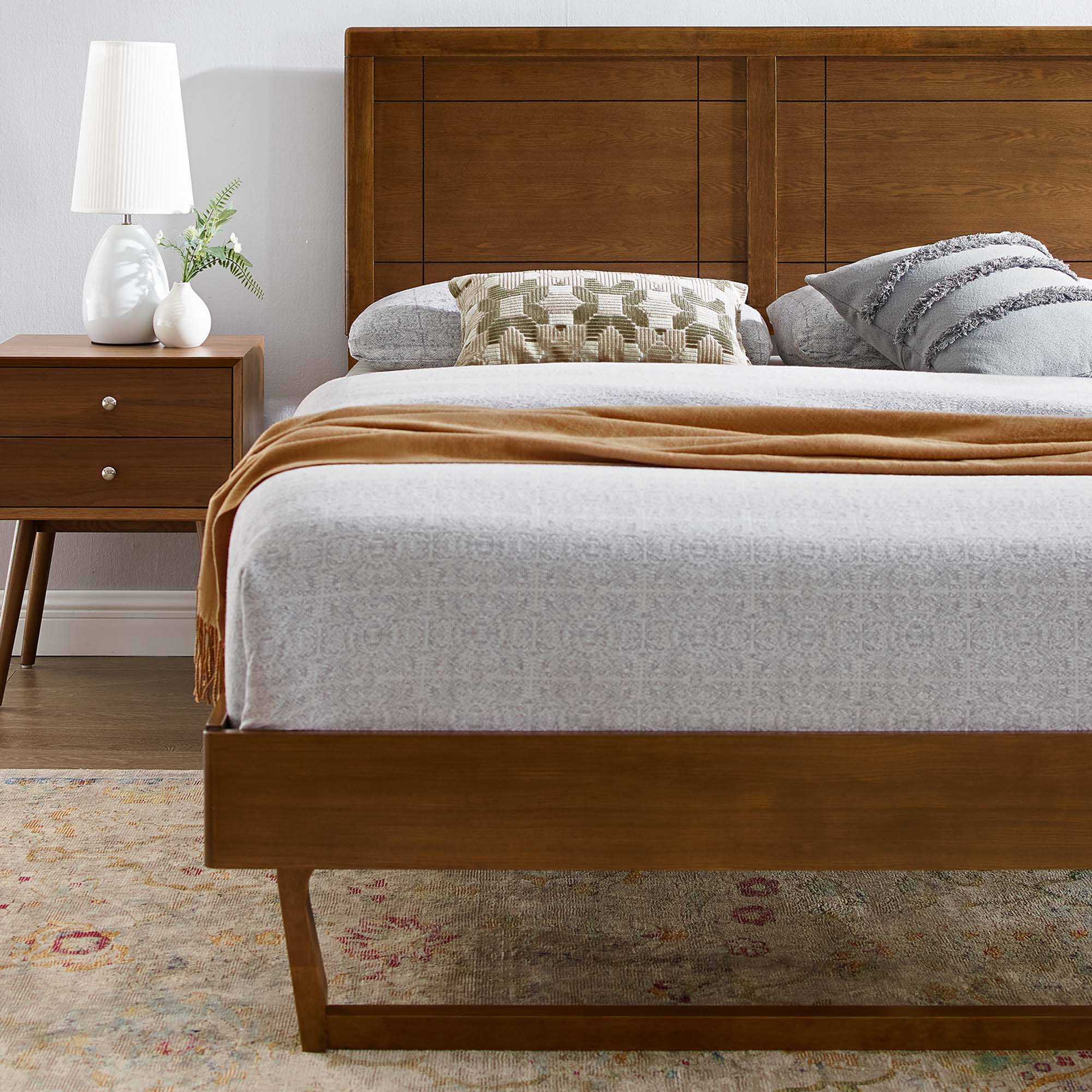 Marlee Wood King Platform Bed With Angular Frame