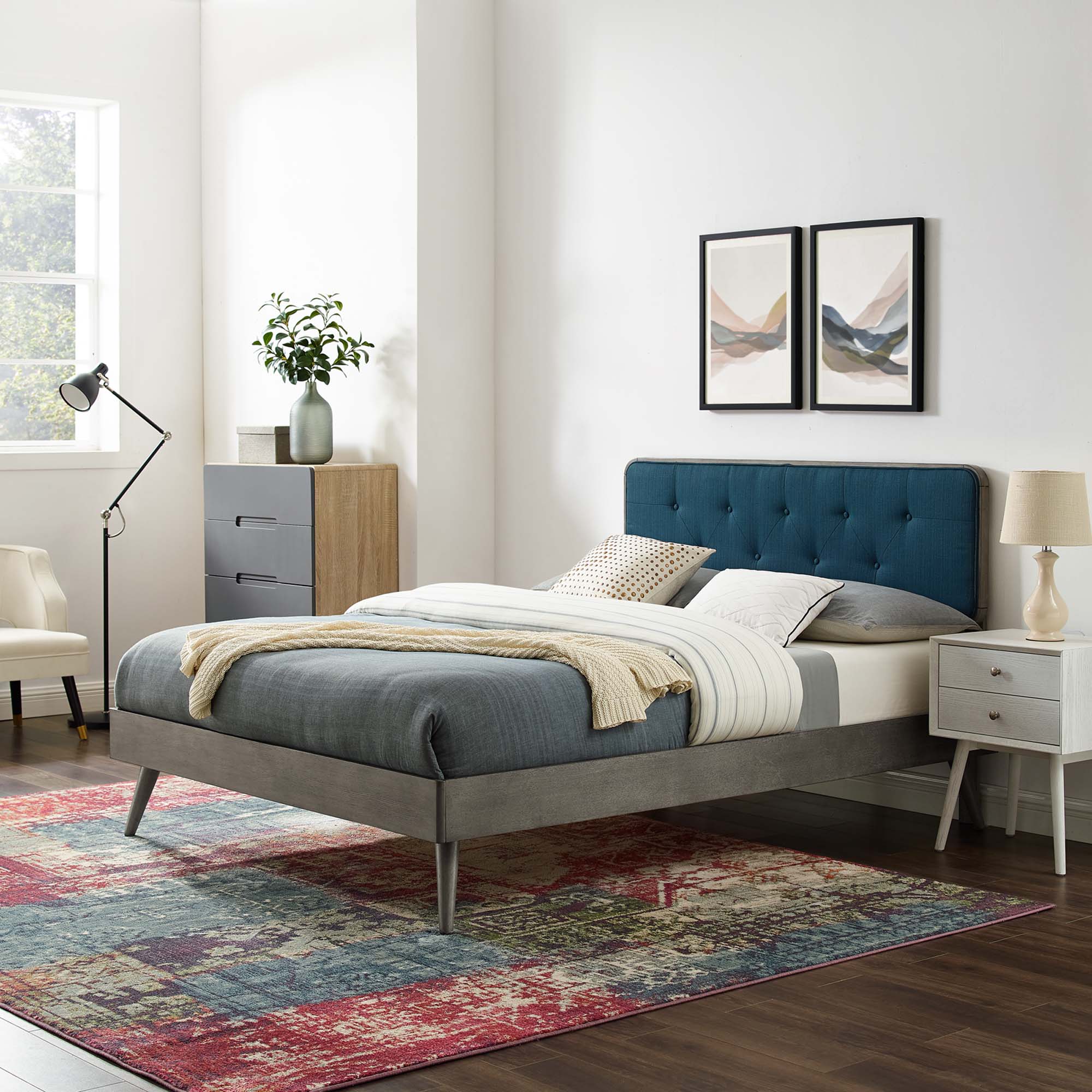 Bridgette Wood Twin Platform Bed With Splayed Legs