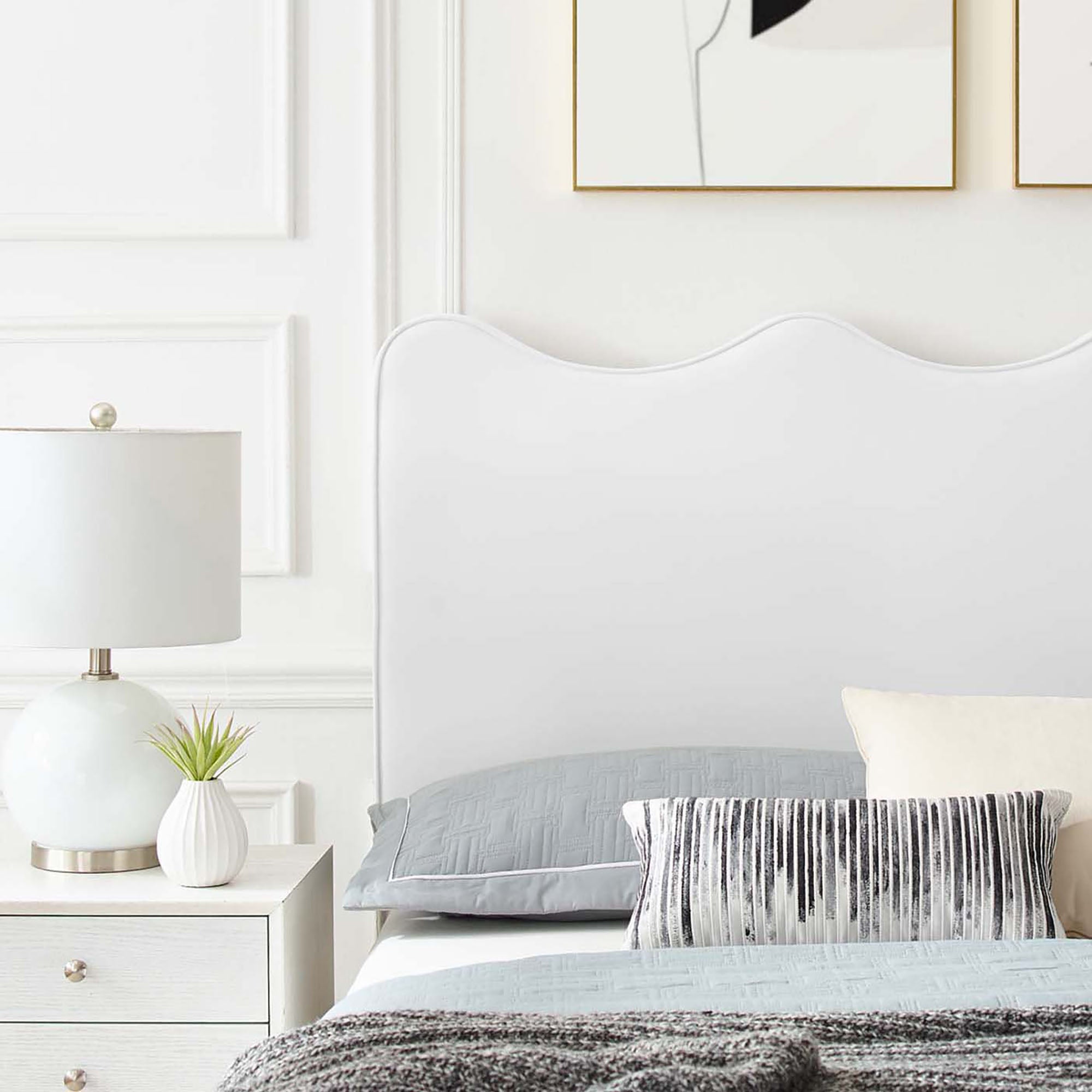 Current Performance Velvet Twin Platform Bed