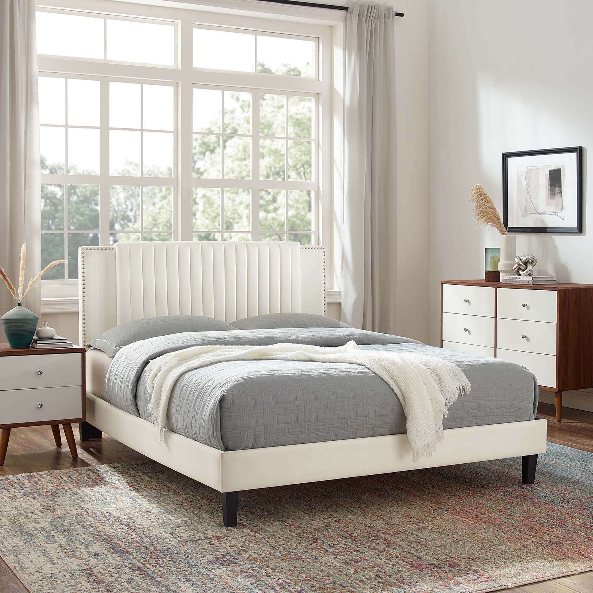 Zahra Tapered Wood Leg Channel Tufted Performance Velvet Full Platform Bed