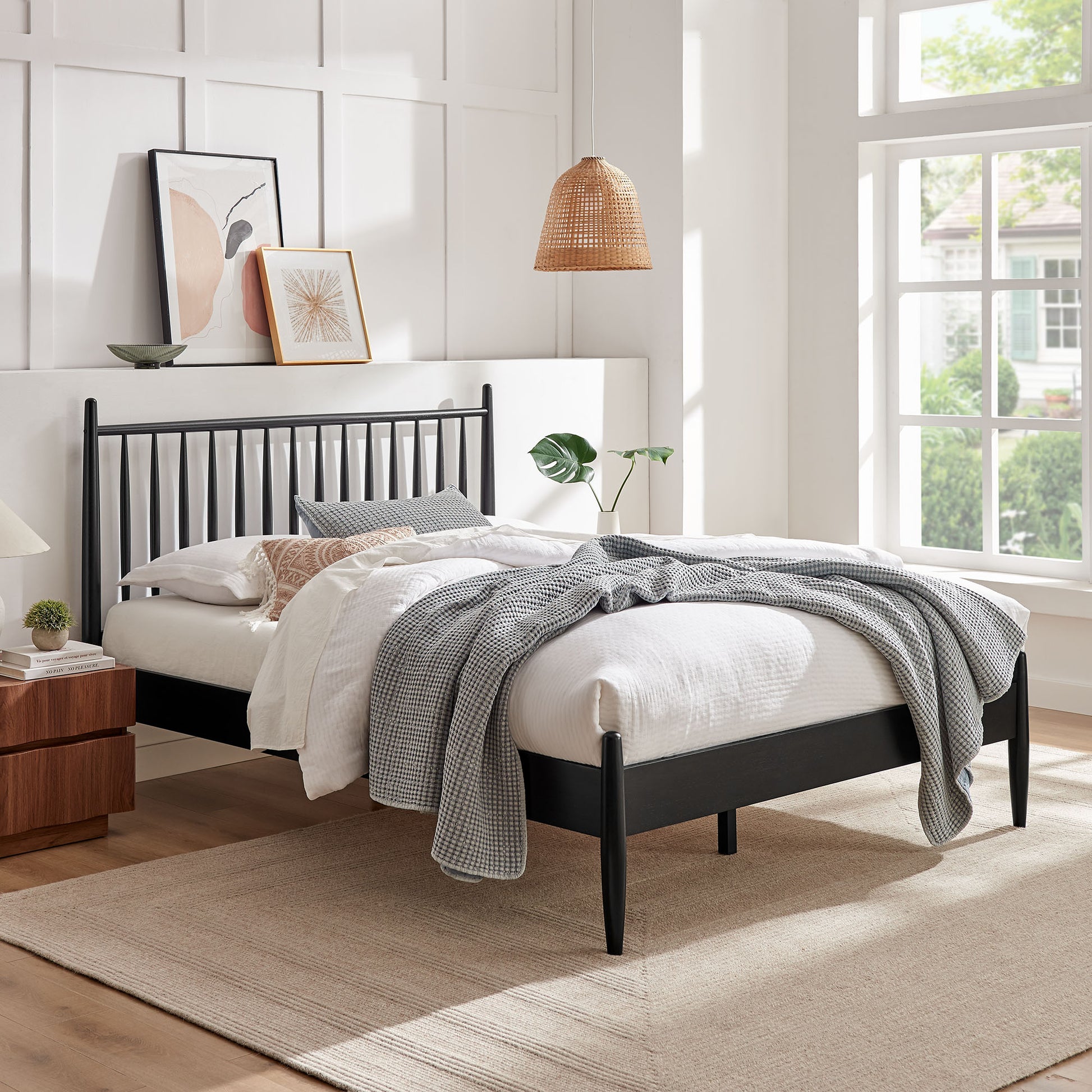 Zane Spindle Bed