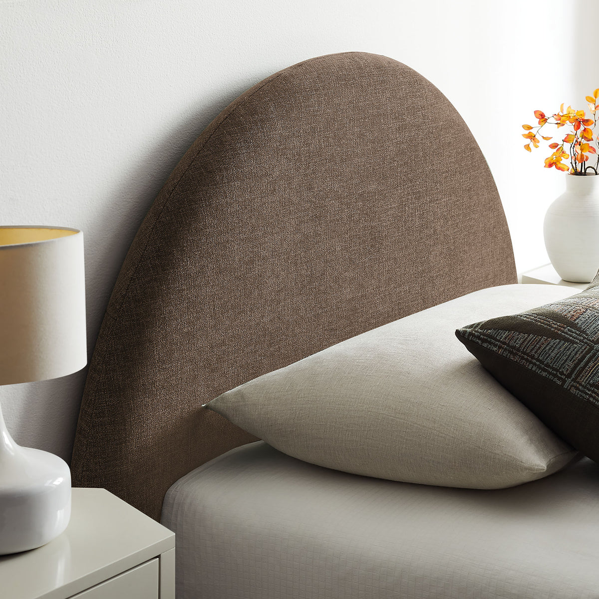 Resort Twin Arched Upholstered Fabric Storage Platform Bed Frame - Mocha