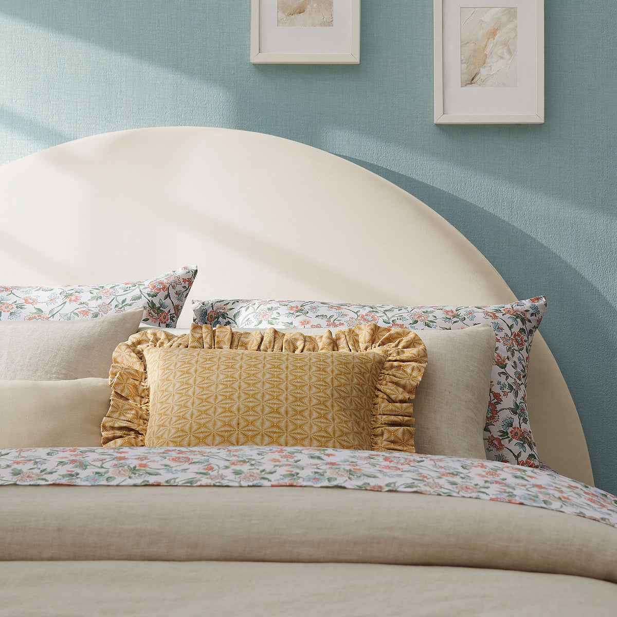 Resort Queen Size Stain-Resistant Performance Velvet Arched Headboard - Alabaster