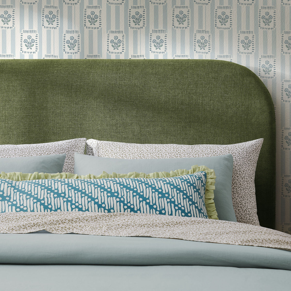 Keynote Full Size Upholstered Fabric Headboard - Foliage
