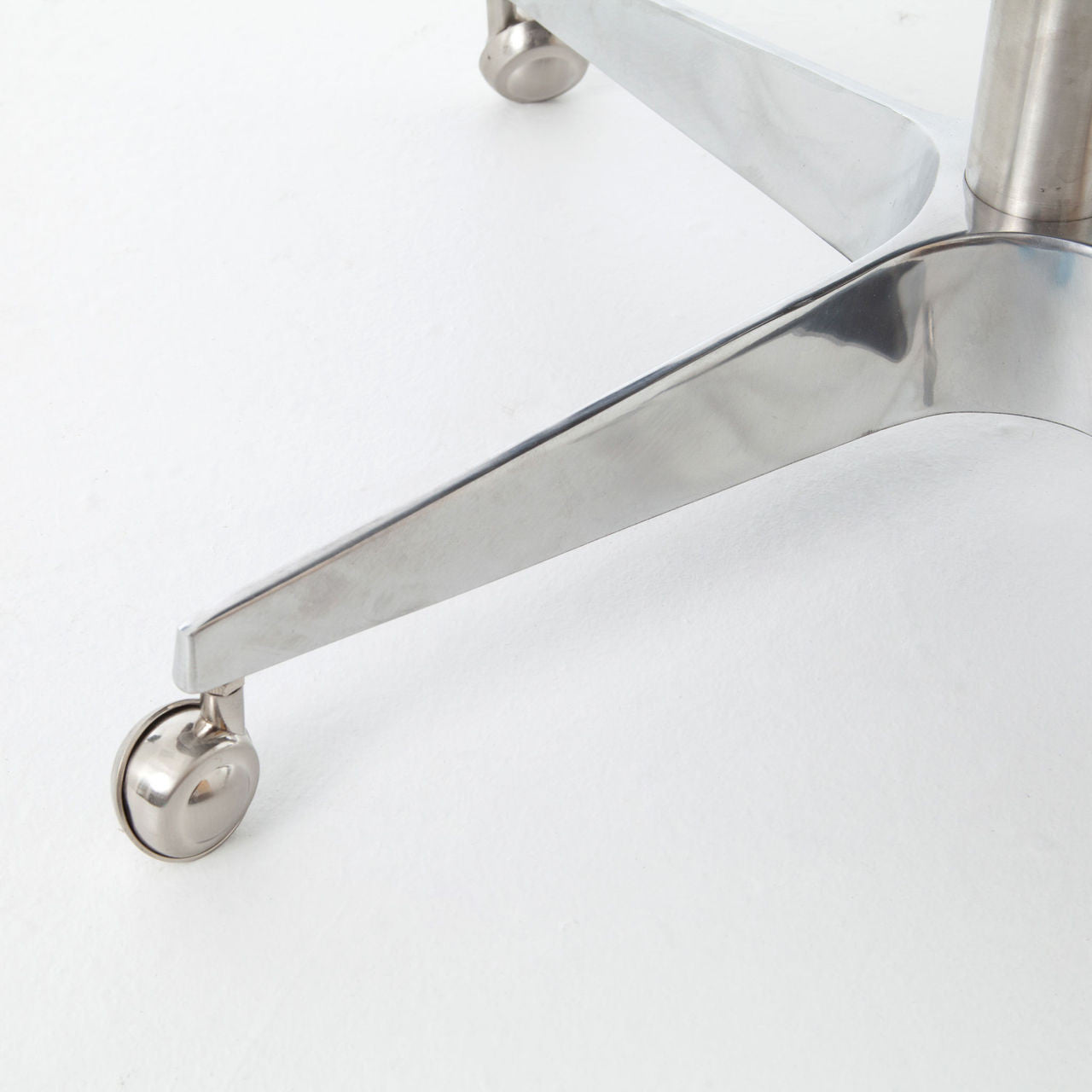 Malibu Distressed Black Leather Office Desk Chair