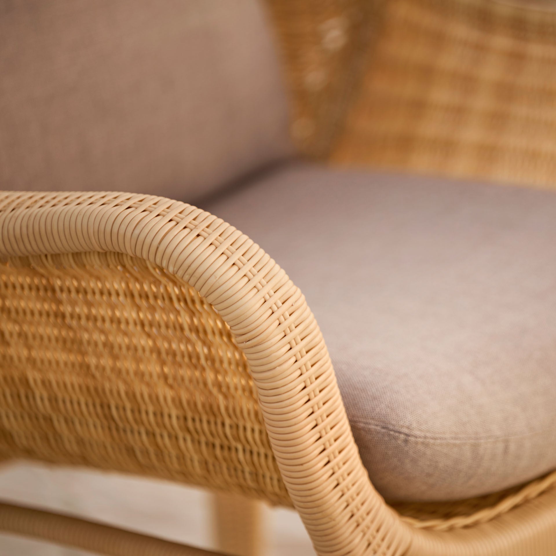 Nanna Ditzel Madame Chair Exterior by Sika Design - view 6