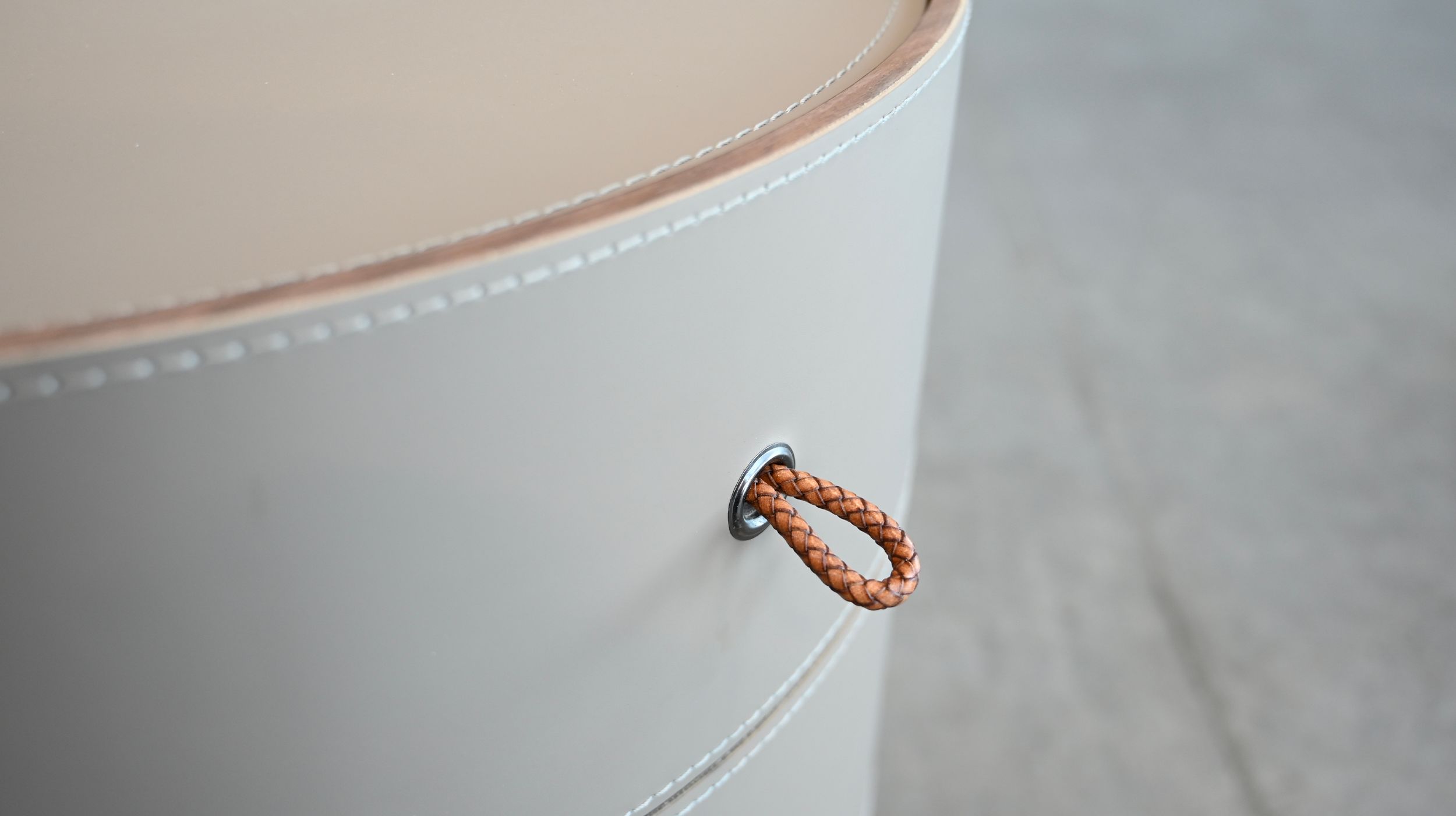 Neru Side Table Round