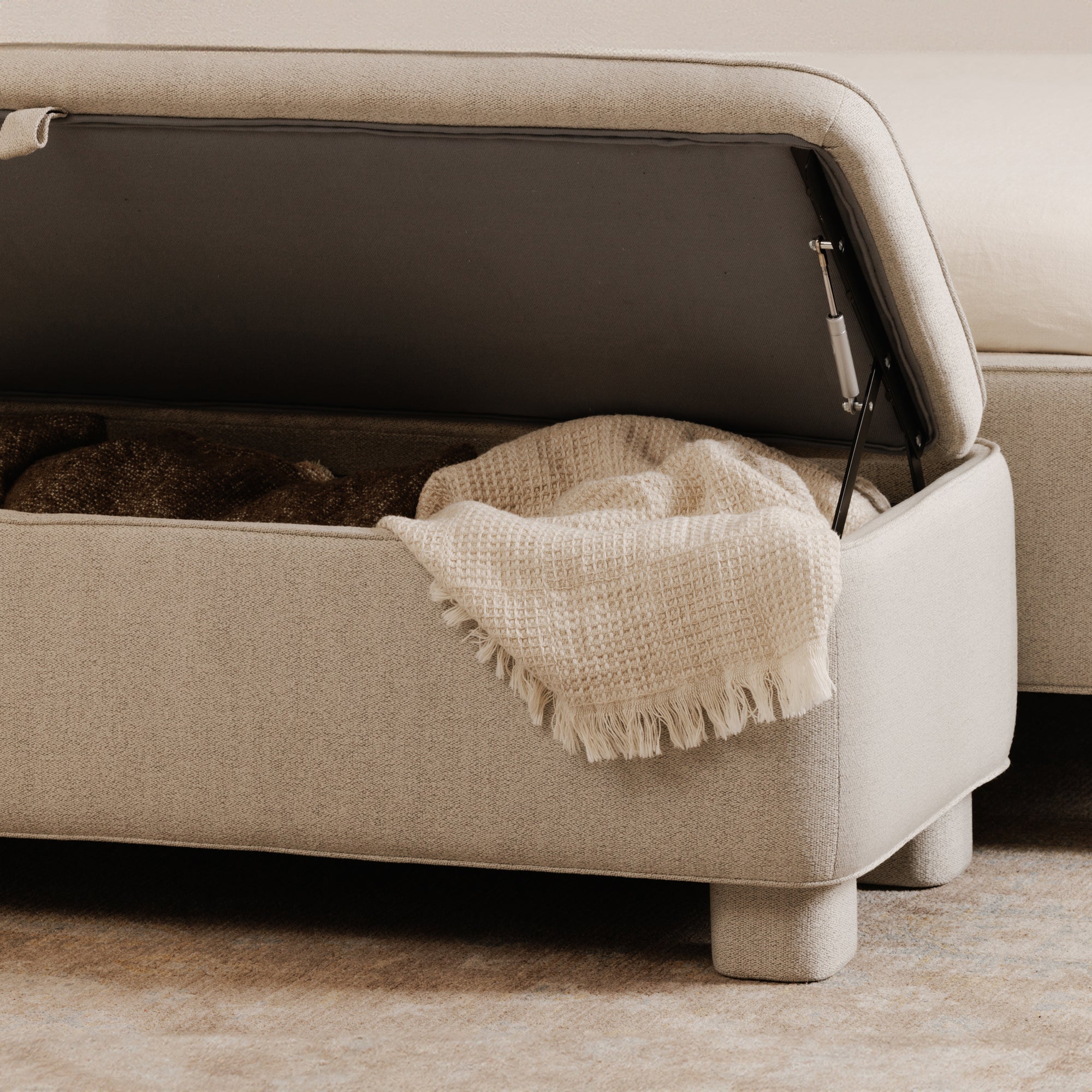 Ichigo Storage Bench Light Grey by Moe's Home Collection - view 2