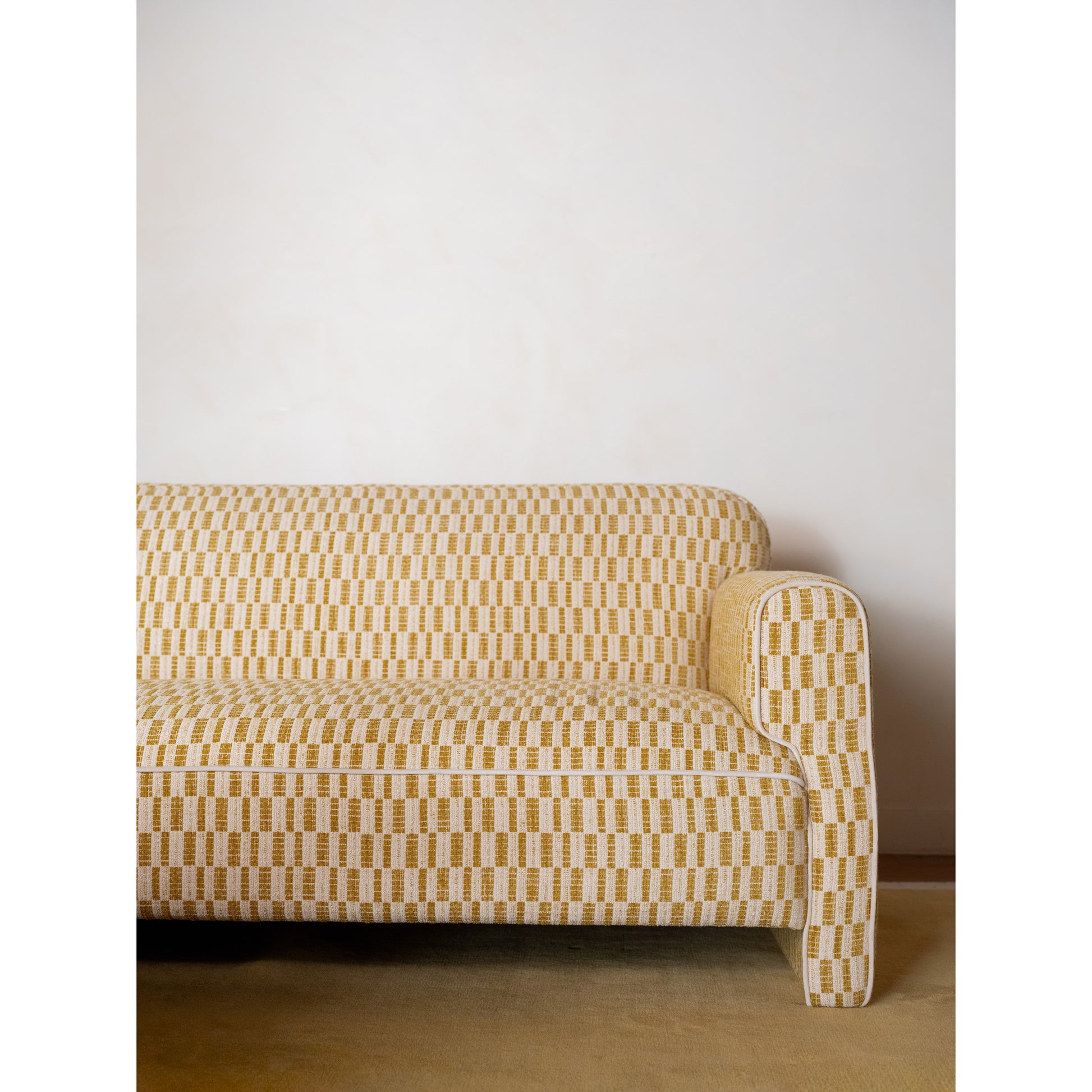 Leo Sofa Chartreuse by Moe's Home Collection - view 2