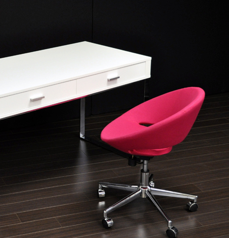 Crescent Office Chair
