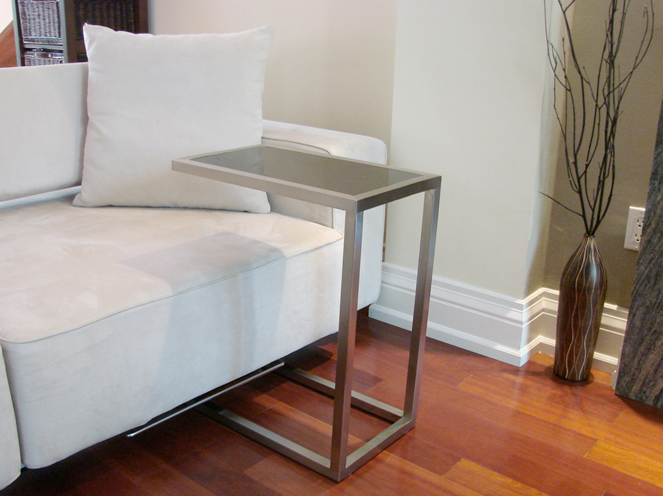Alfa End Table