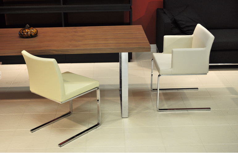 Bosphorus Dining Table