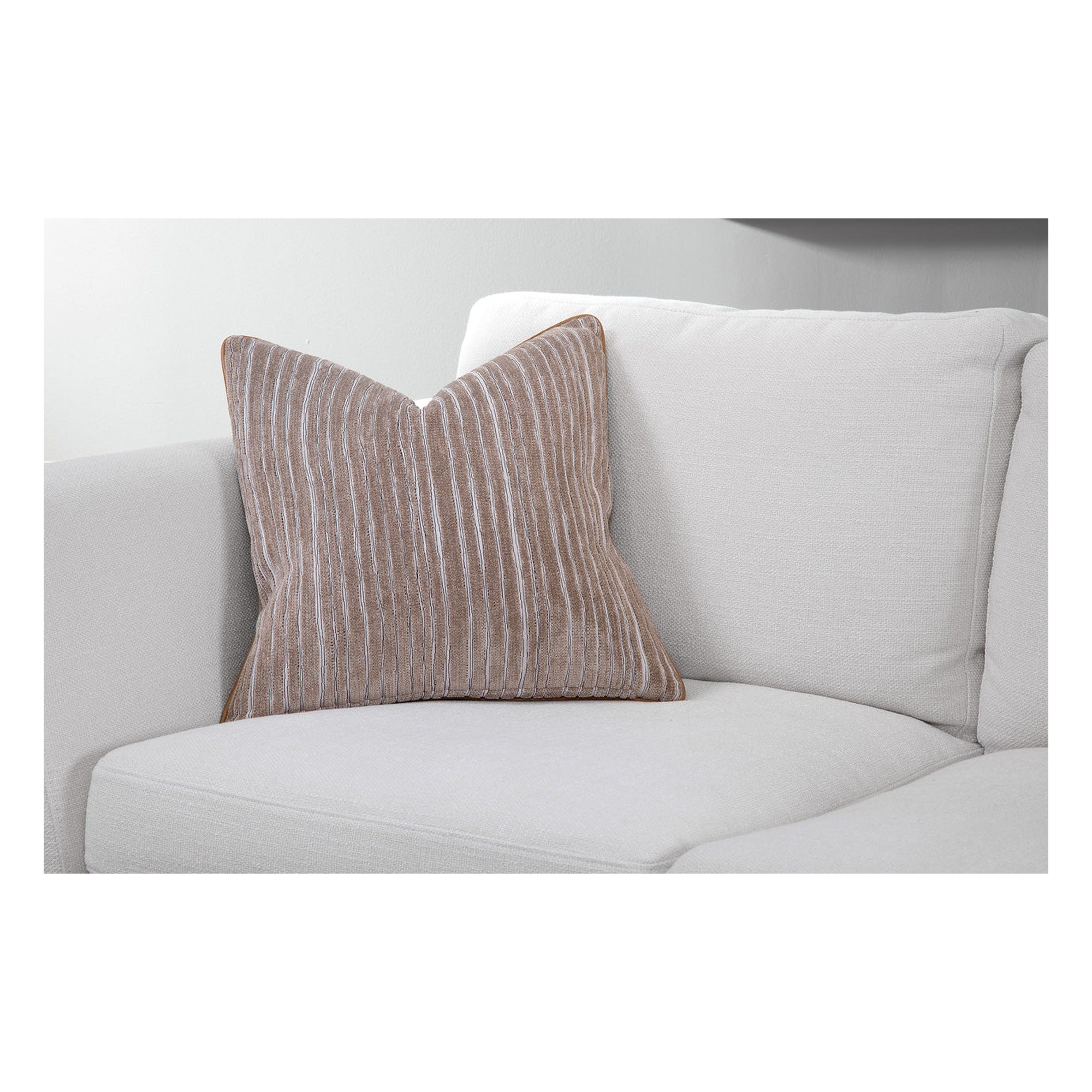 Luxe Down Pillows – Evie Putty – (2)