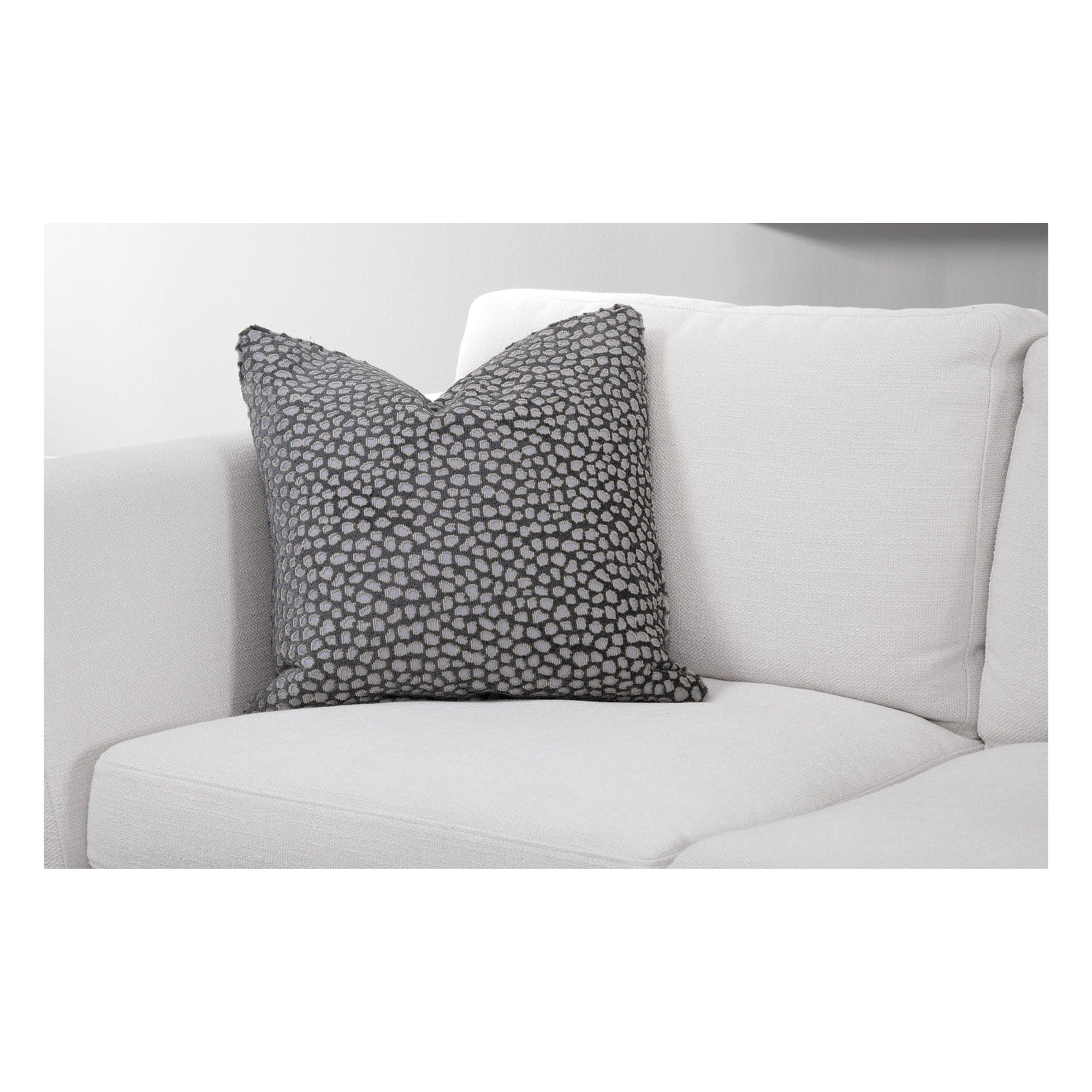 Luxe Down Pillows – Ocelot Midnight – (2)