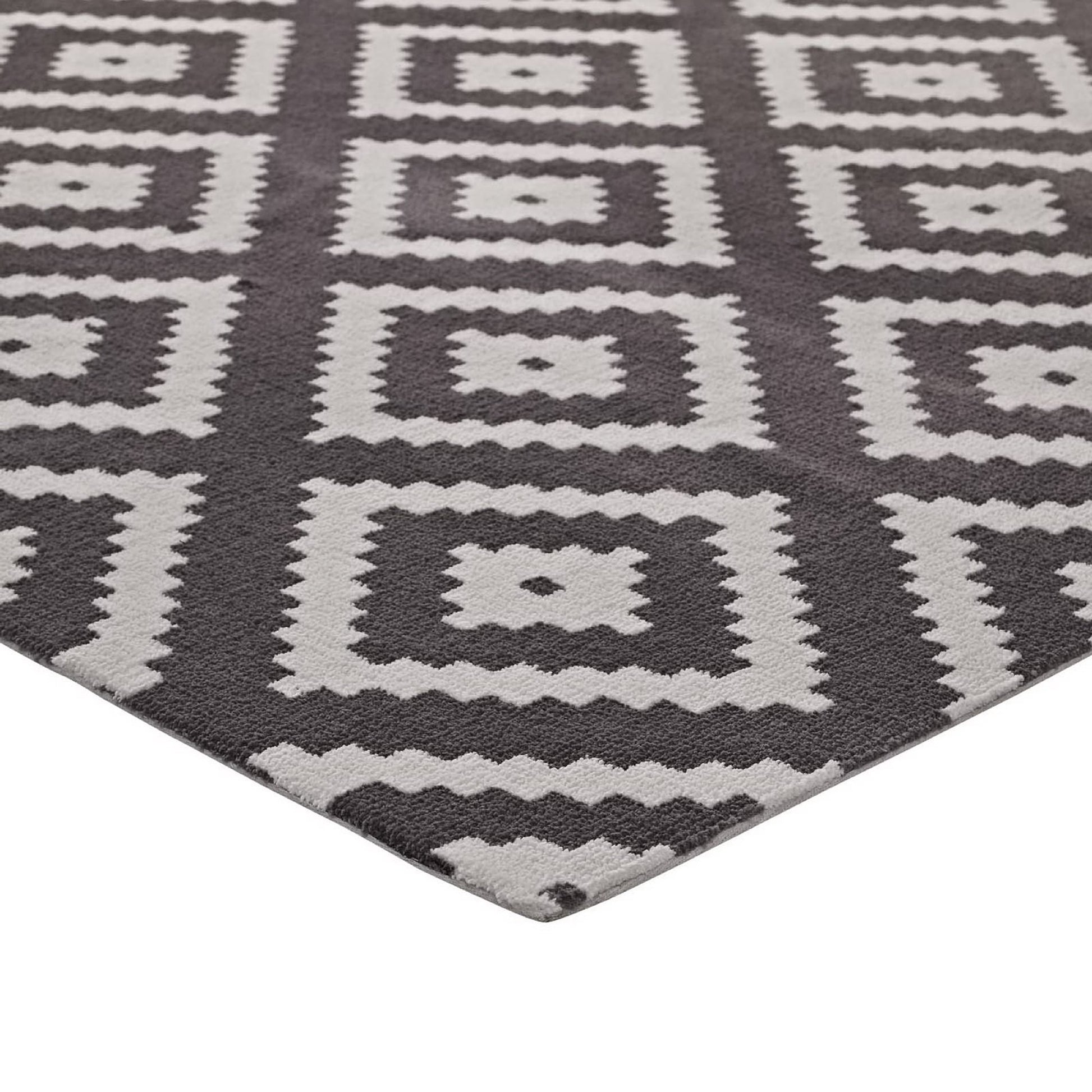 Alika Abstract Diamond Trellis 5x8 Area Rug